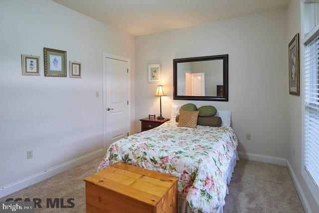 OPEQUON HILL - Residential