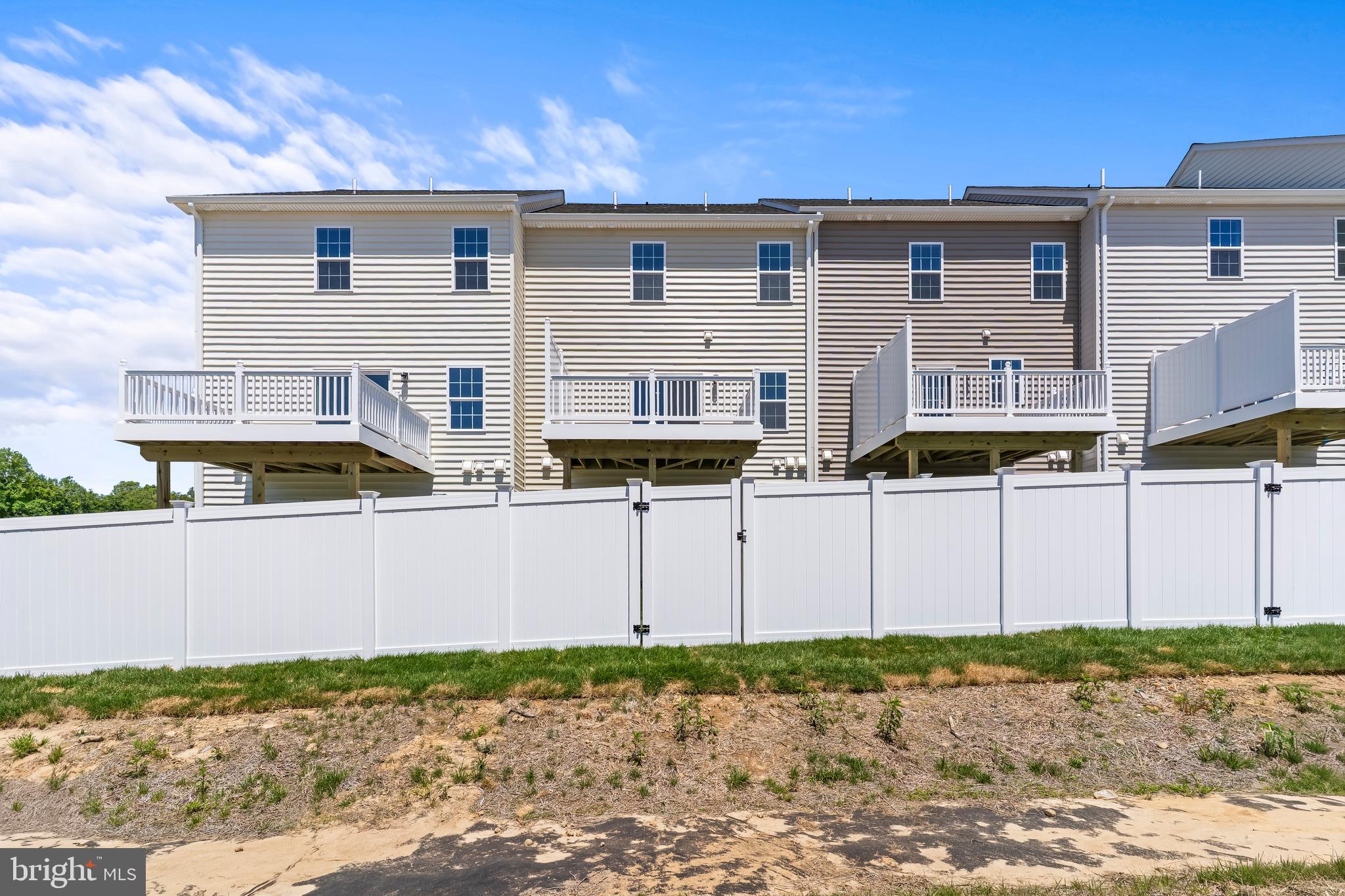 MEADOWS AT TOWN RUN II - Residential