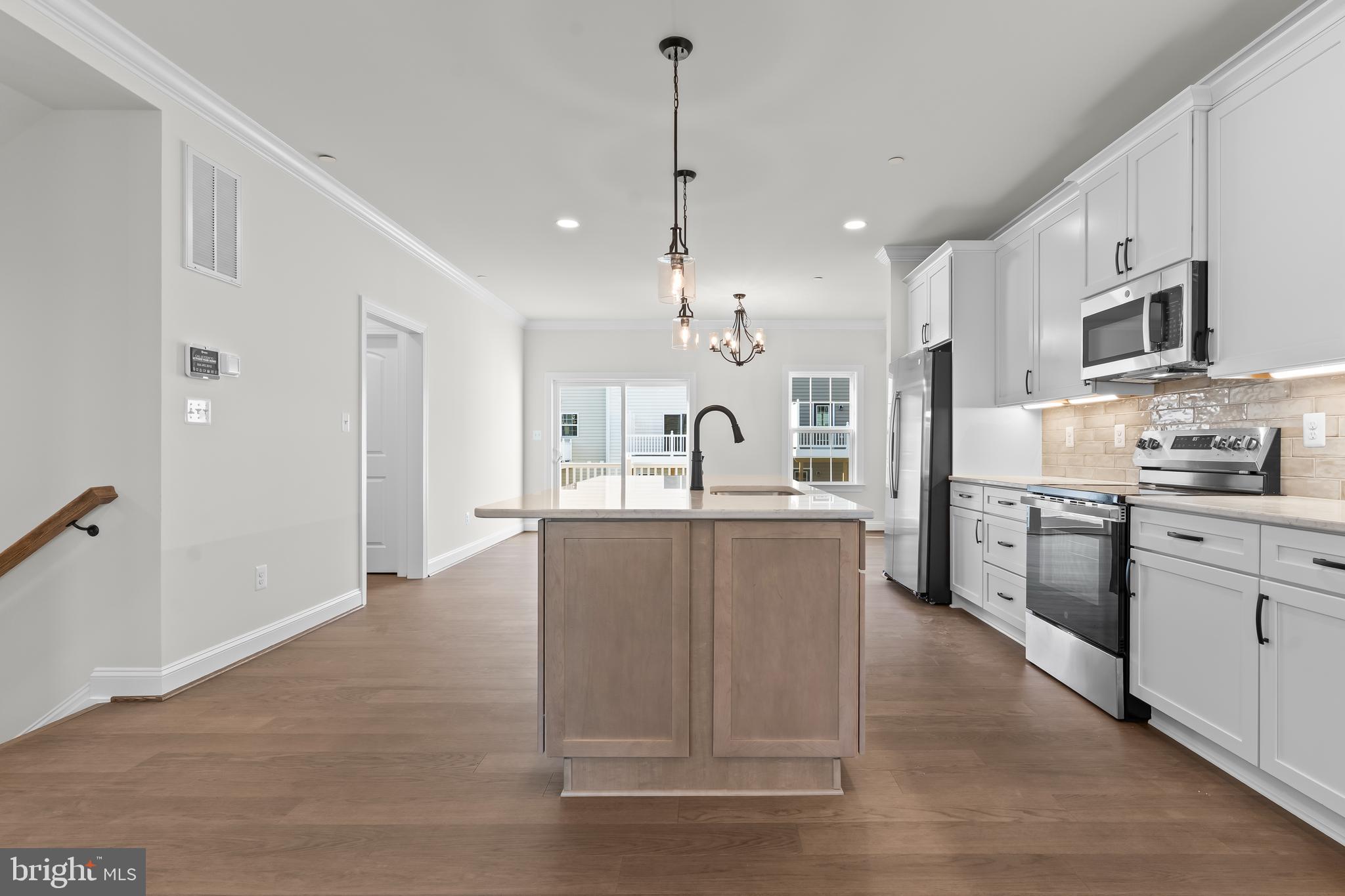 MEADOWS AT TOWN RUN II - Residential