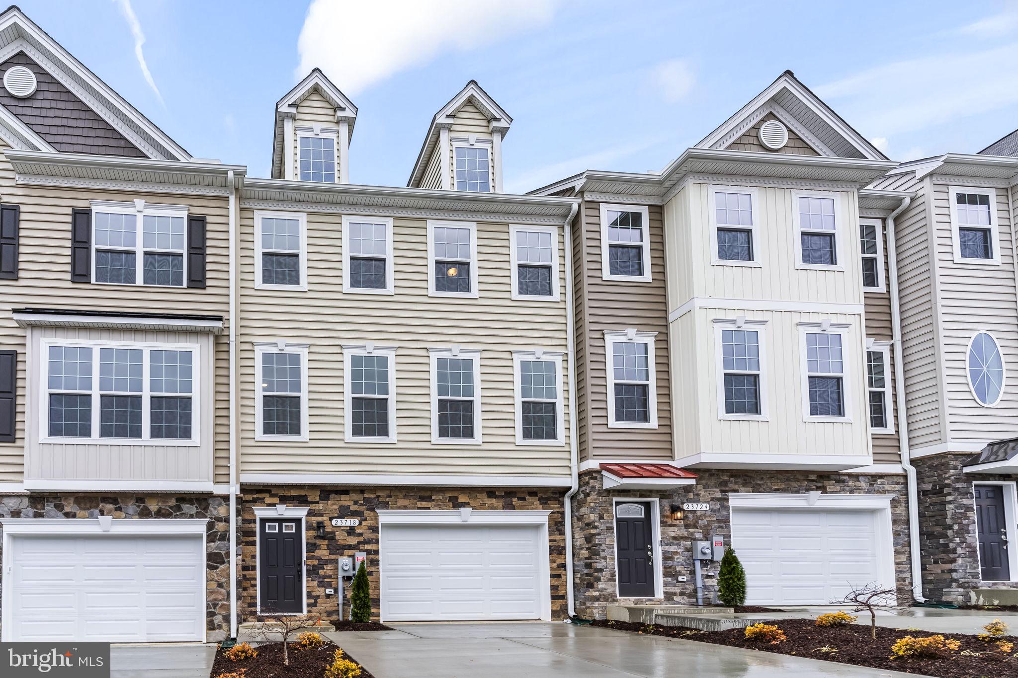 MEADOWS AT TOWN RUN II - Residential