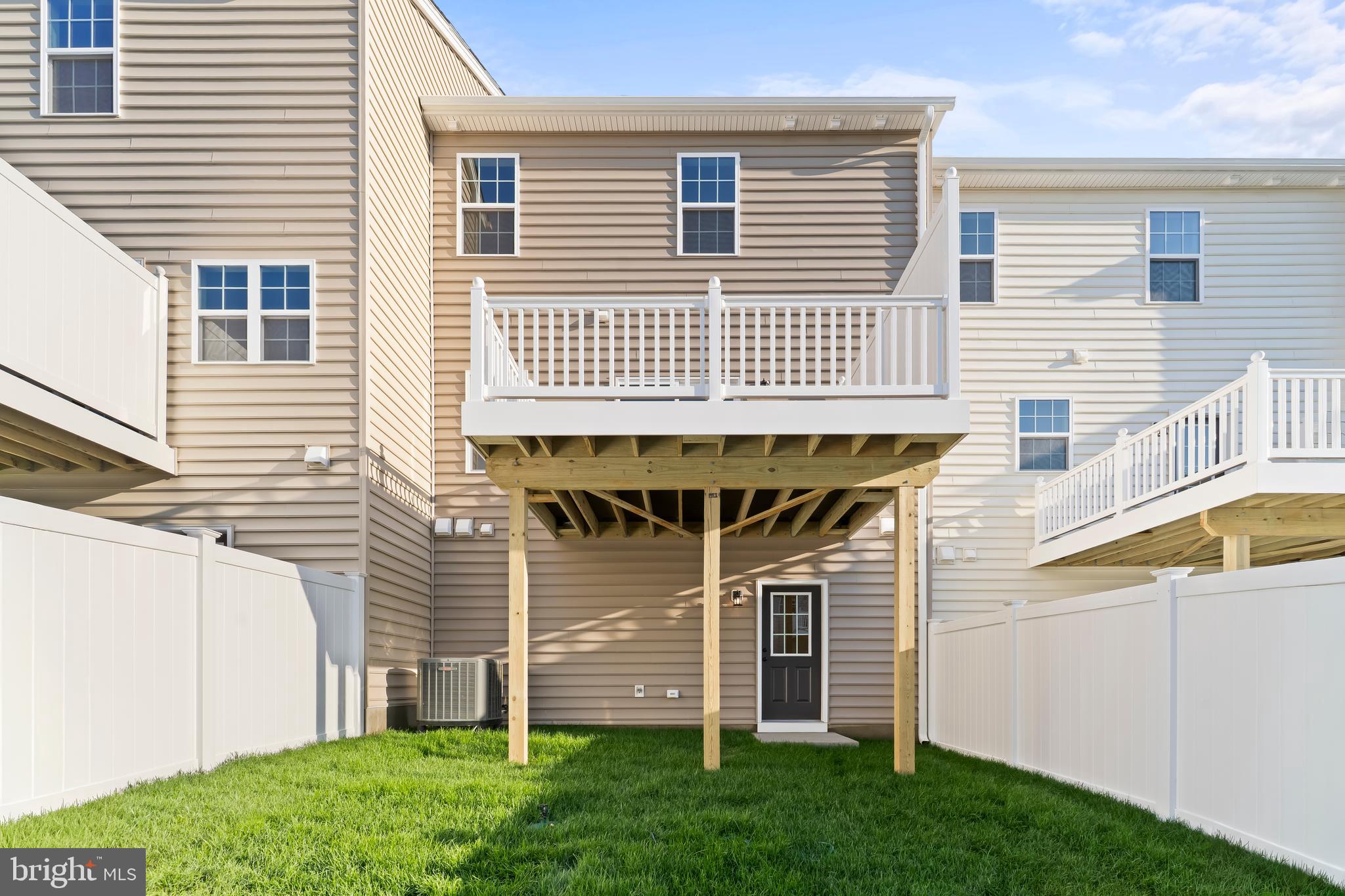 MEADOWS AT TOWN RUN II - Residential