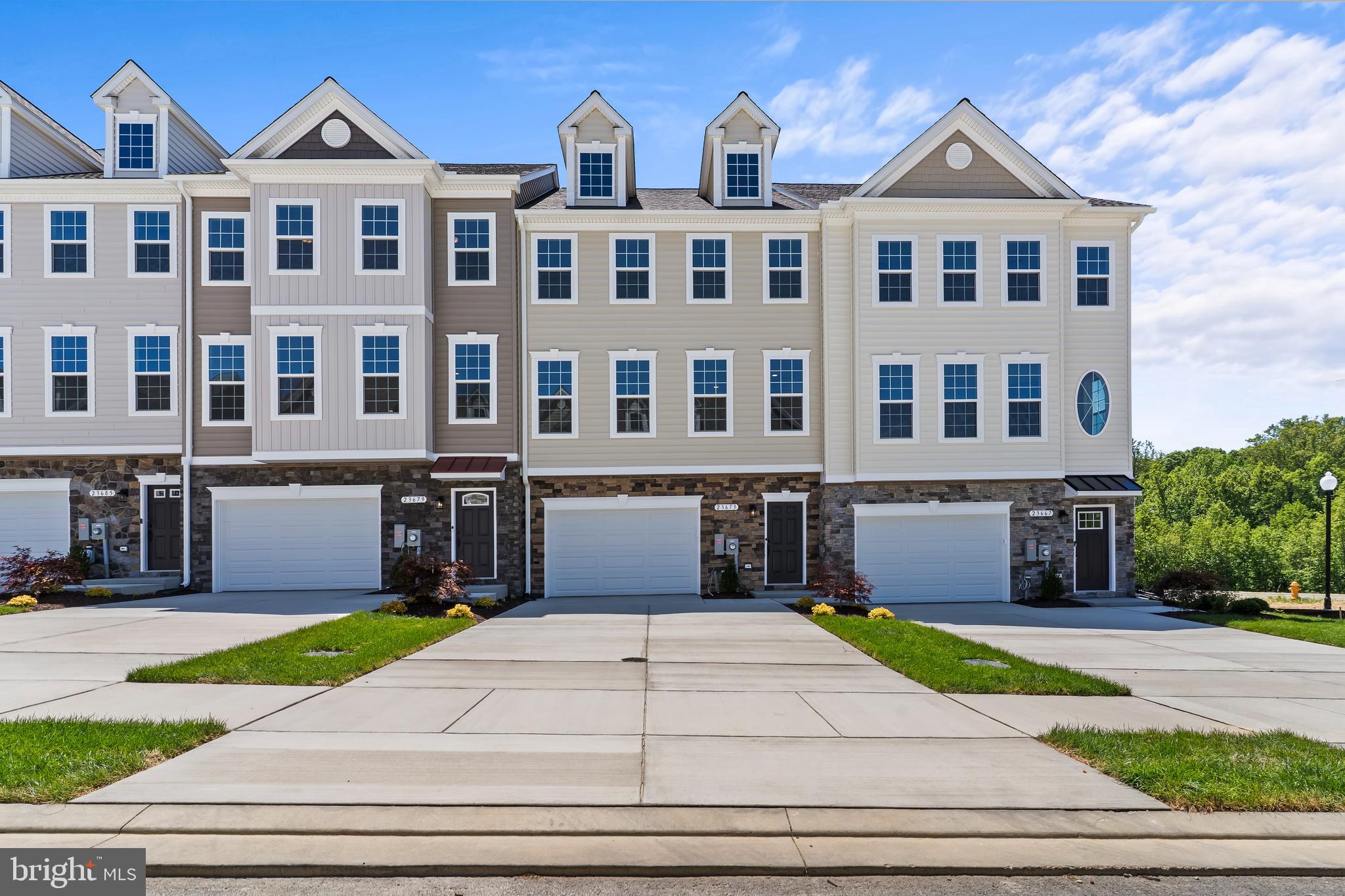 MEADOWS AT TOWN RUN II - Residential