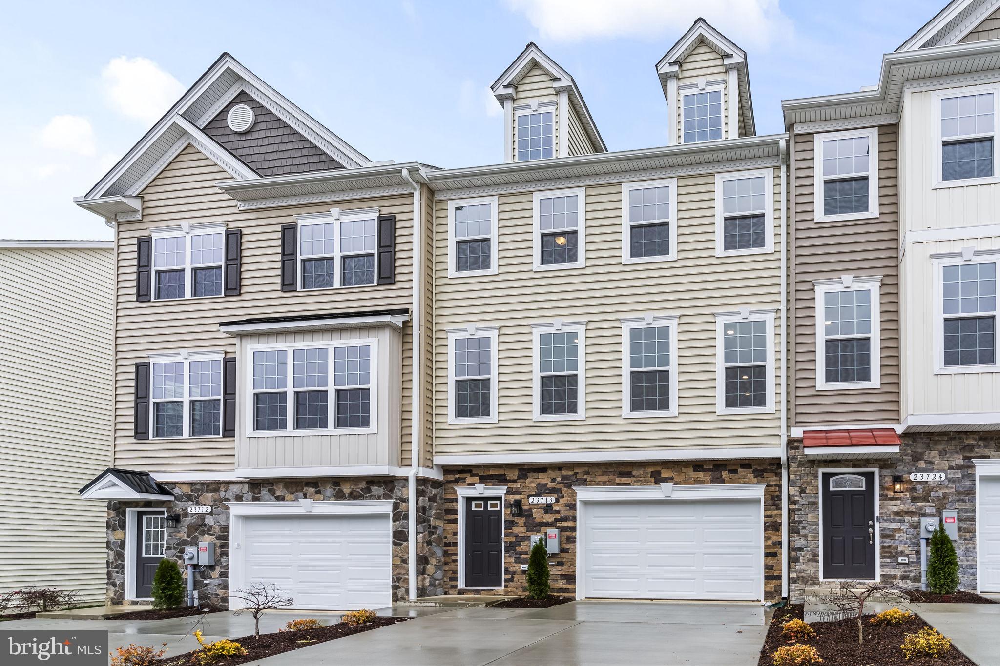 MEADOWS AT TOWN RUN II - Residential