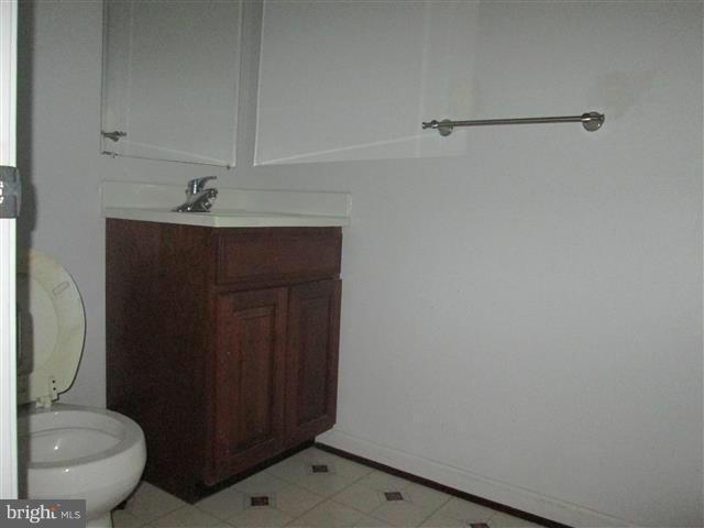 RIVERCHASE - Residential