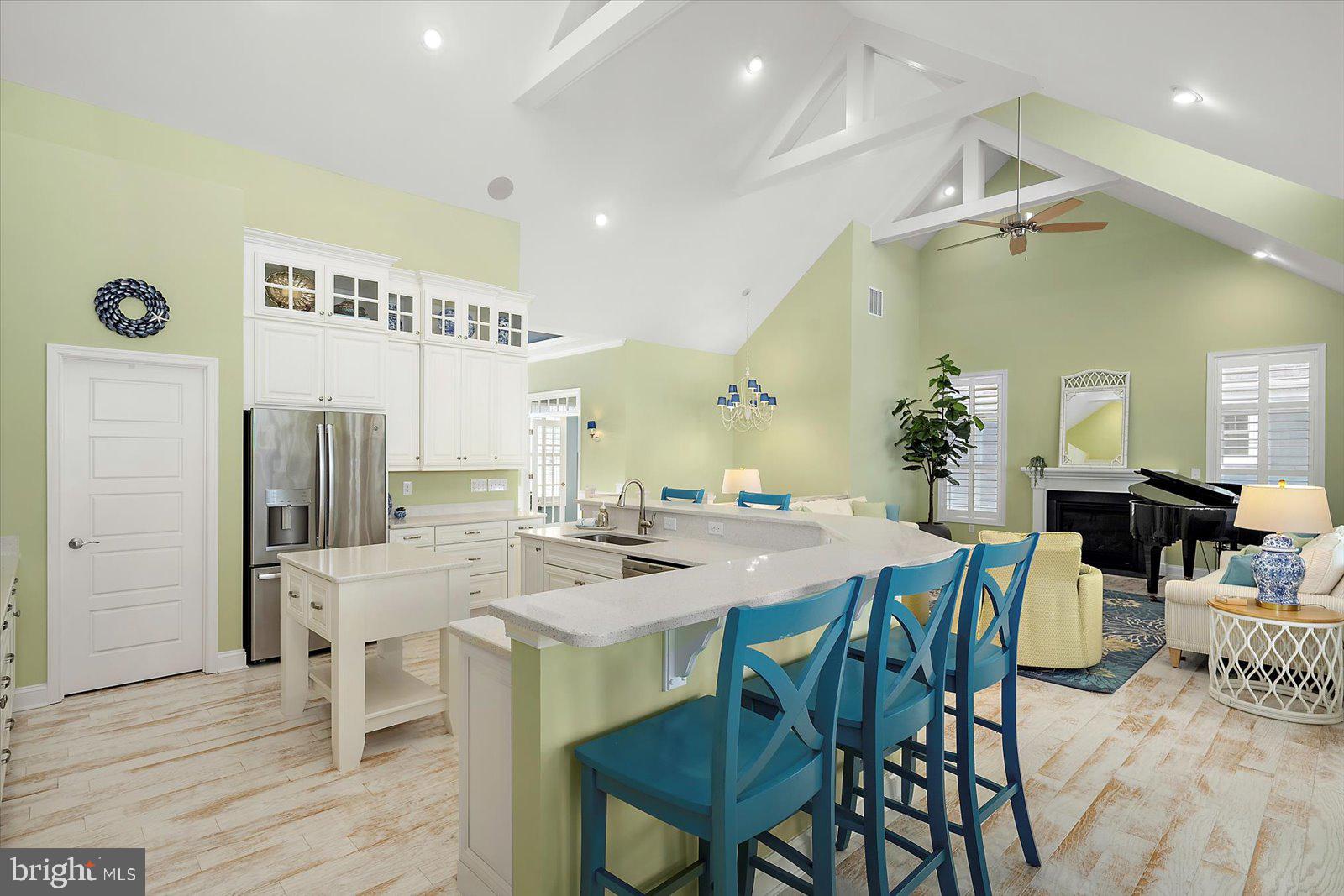 BAYSIDE - Residential