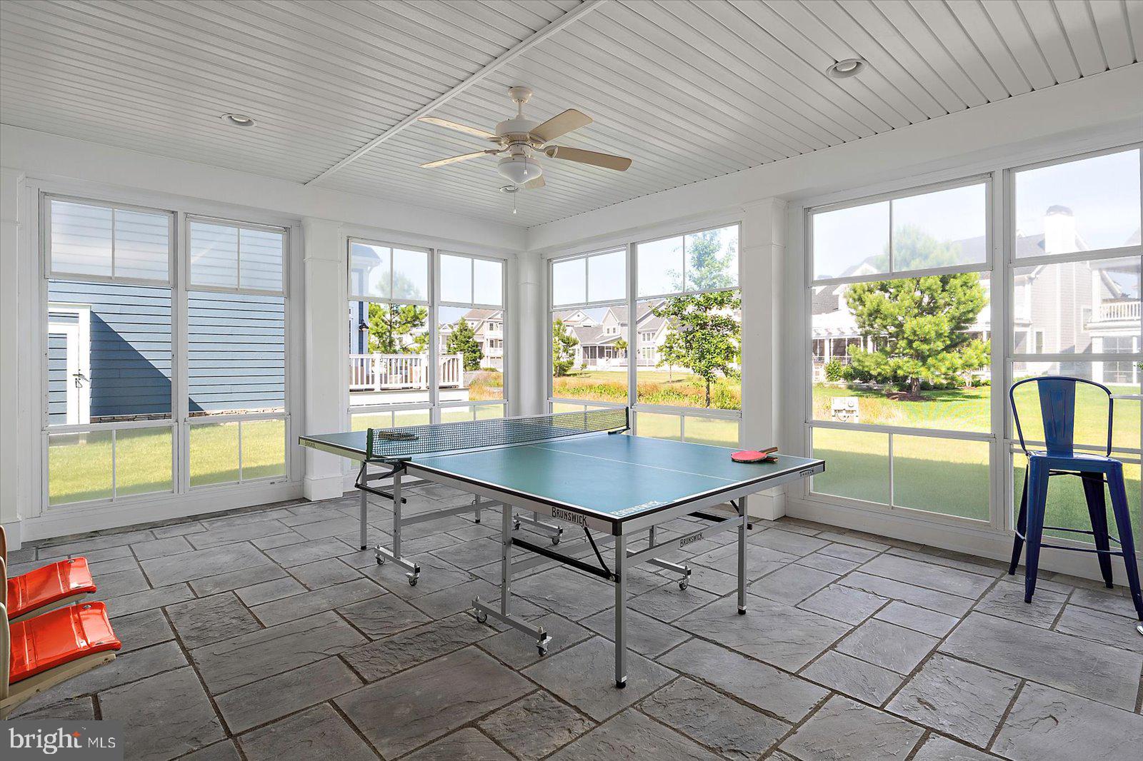 BAYSIDE - Residential