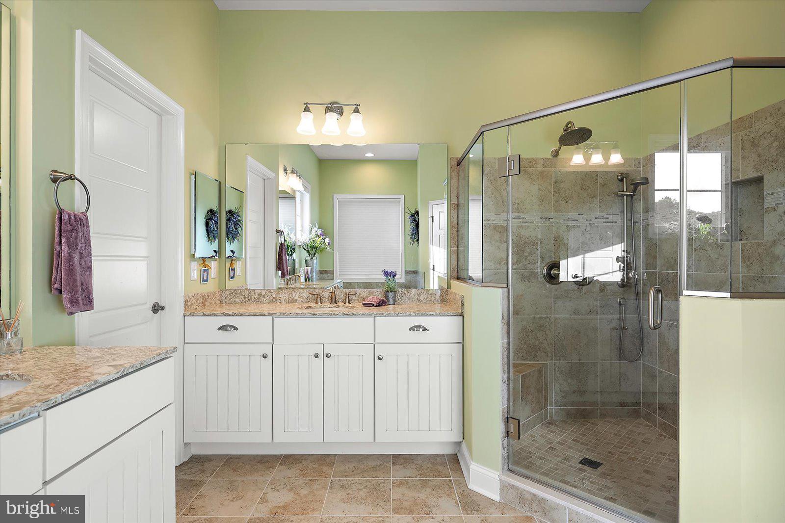 BAYSIDE - Residential