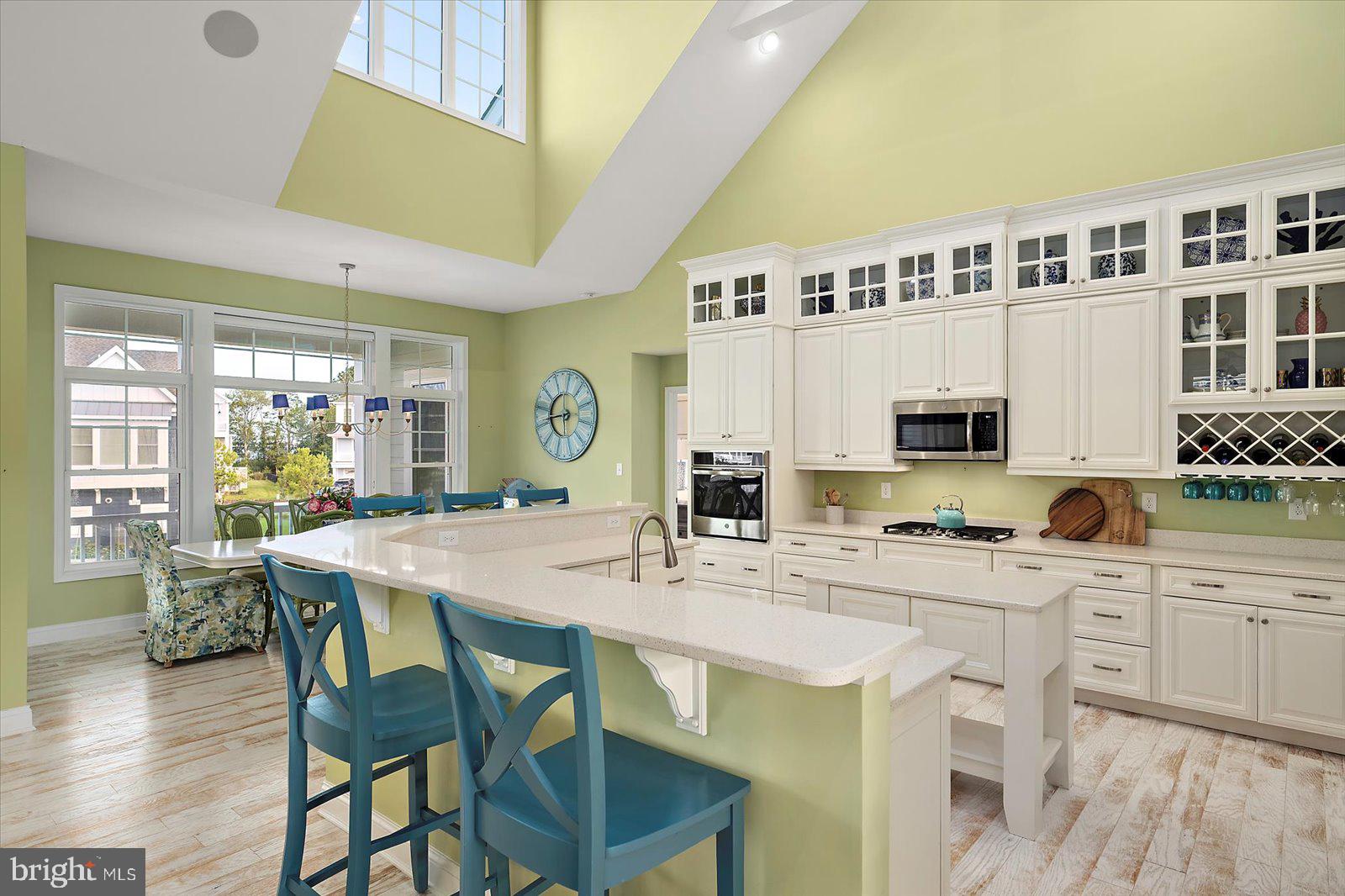 BAYSIDE - Residential