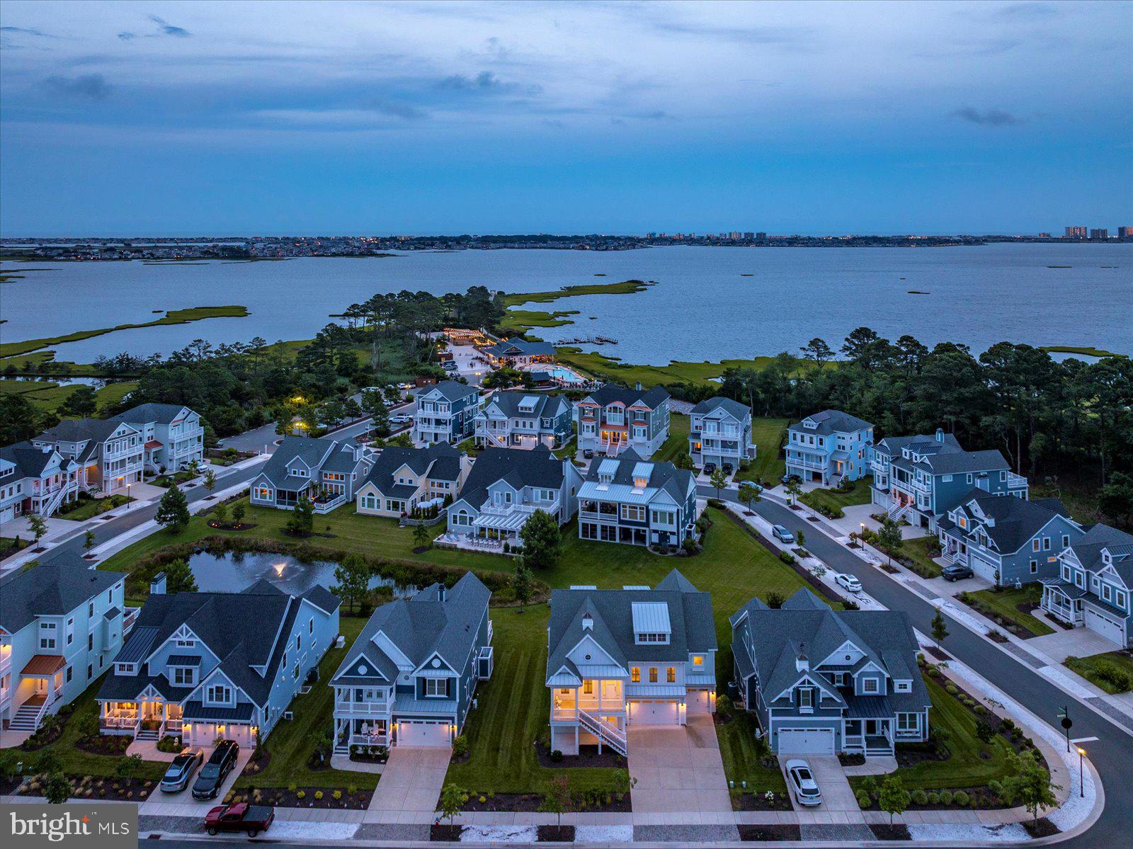 BAYSIDE - Residential