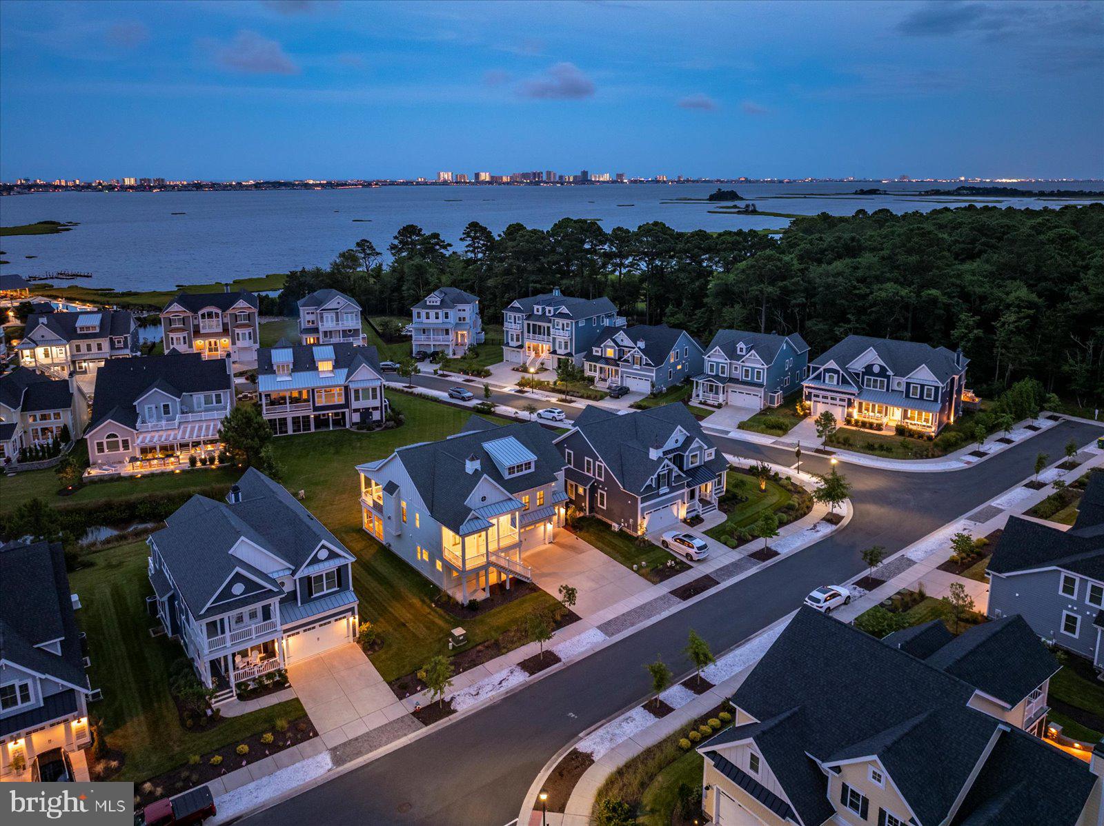 BAYSIDE - Residential