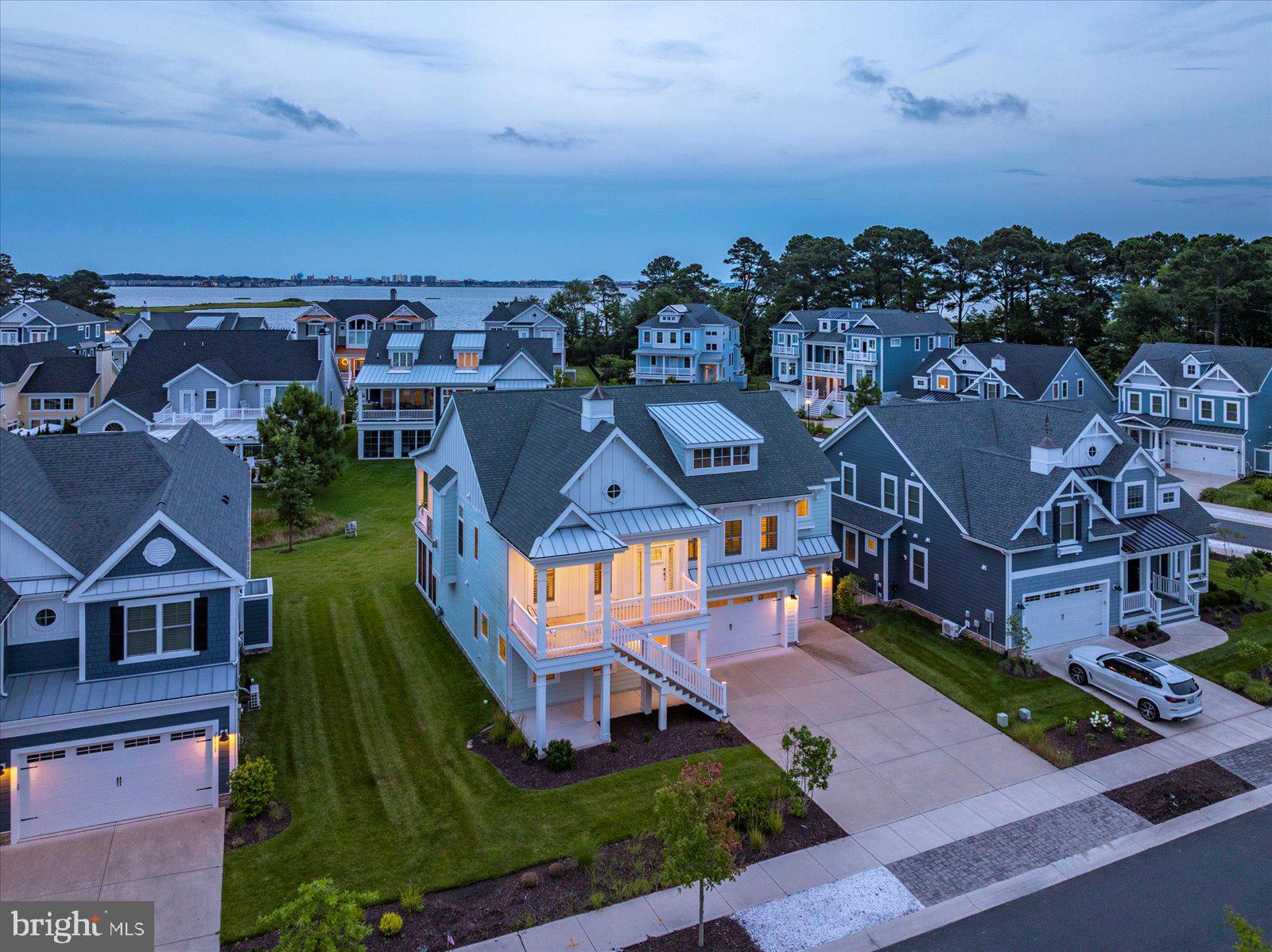 BAYSIDE - Residential