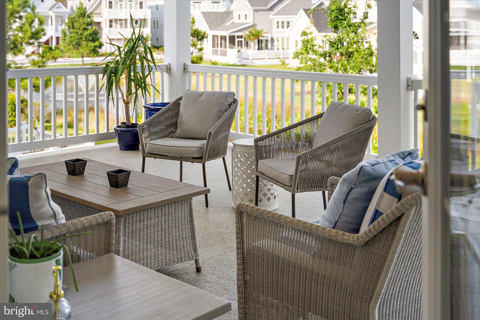 BAYSIDE - Residential