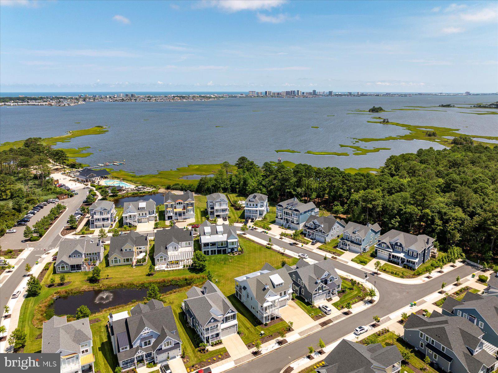 BAYSIDE - Residential