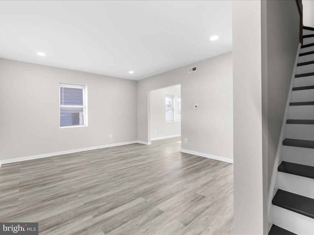 ELM RIDGE - Residential