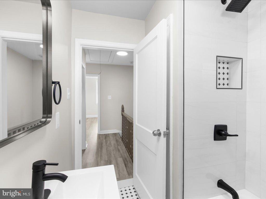 ELM RIDGE - Residential