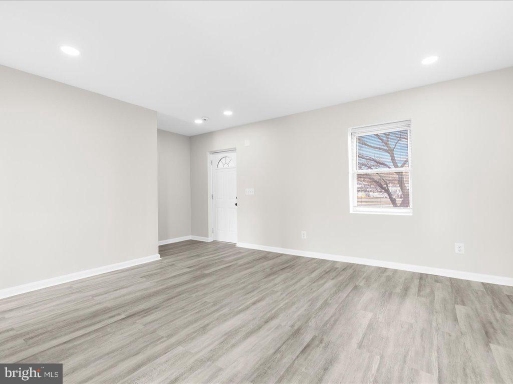 ELM RIDGE - Residential