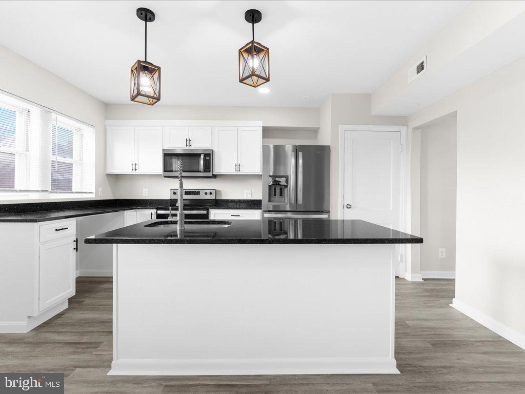 ELM RIDGE - Residential