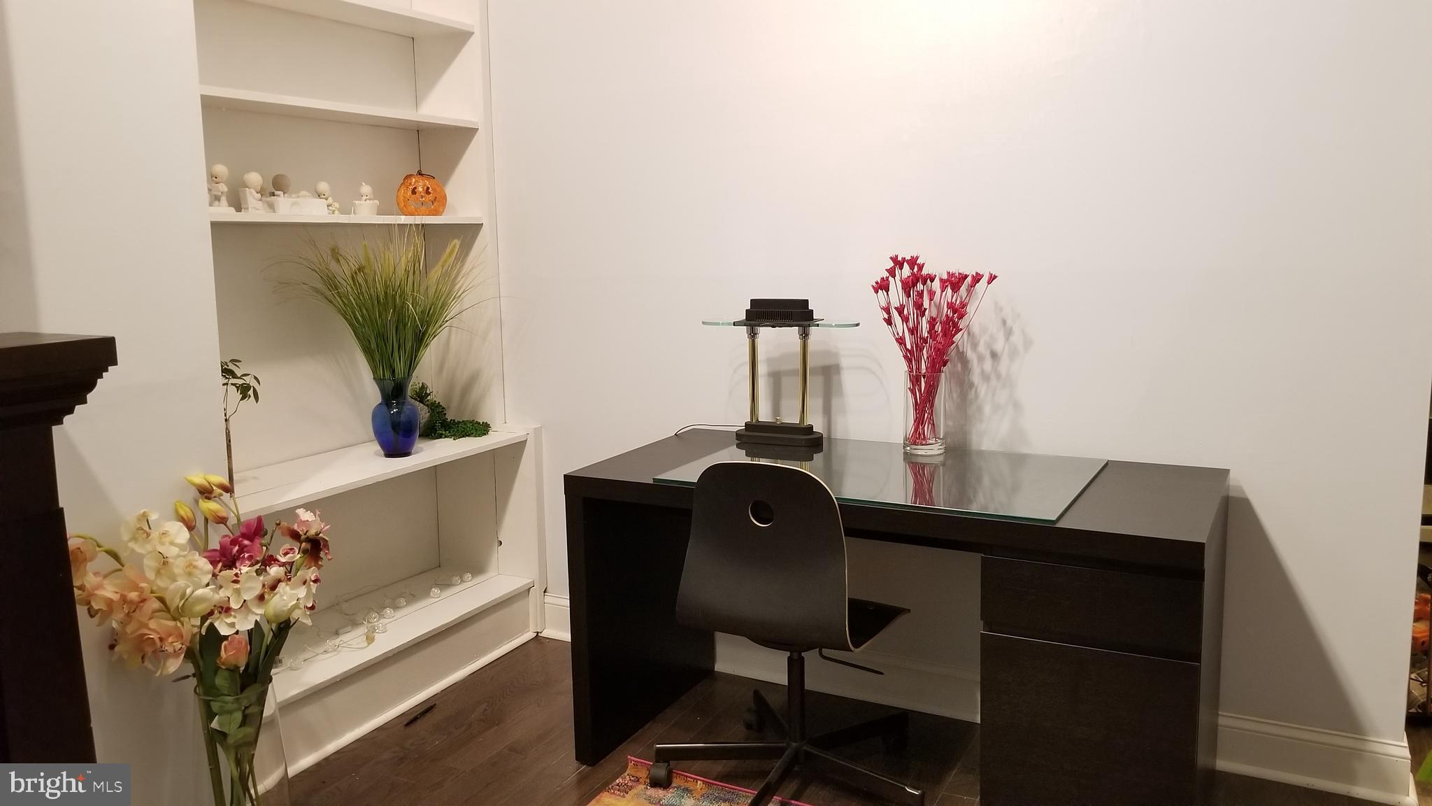 WASHINGTON SQ WEST - Residential Income