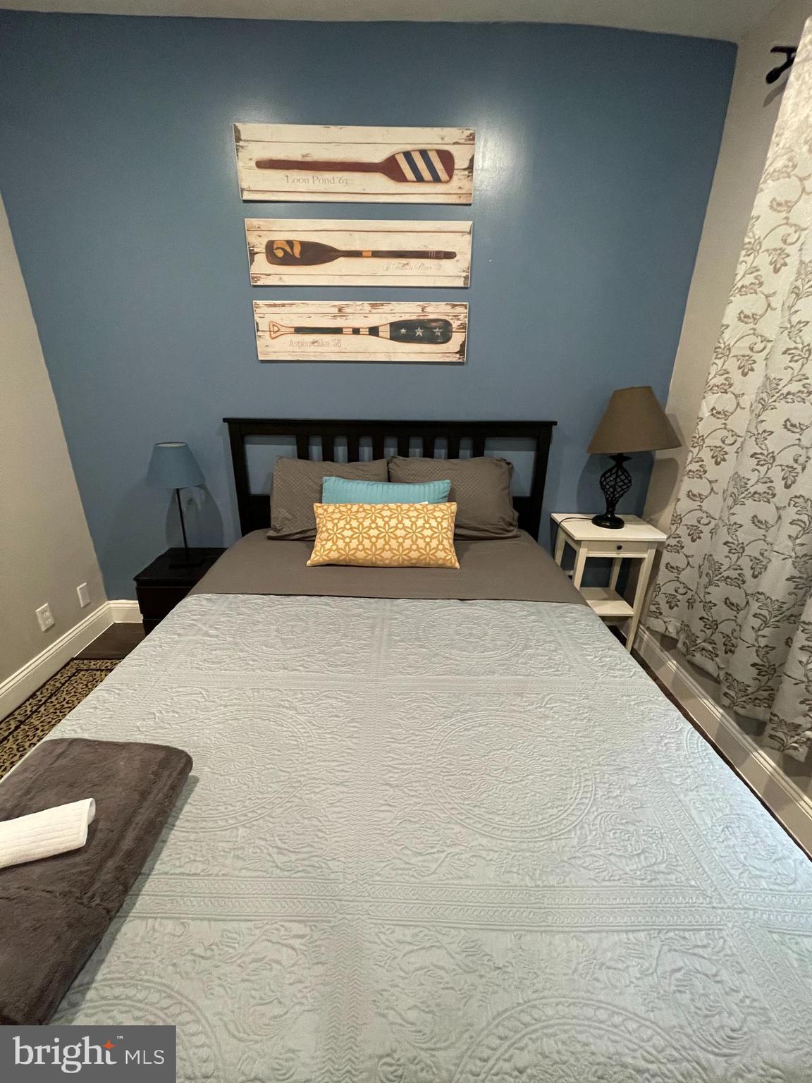 WASHINGTON SQ WEST - Residential Income