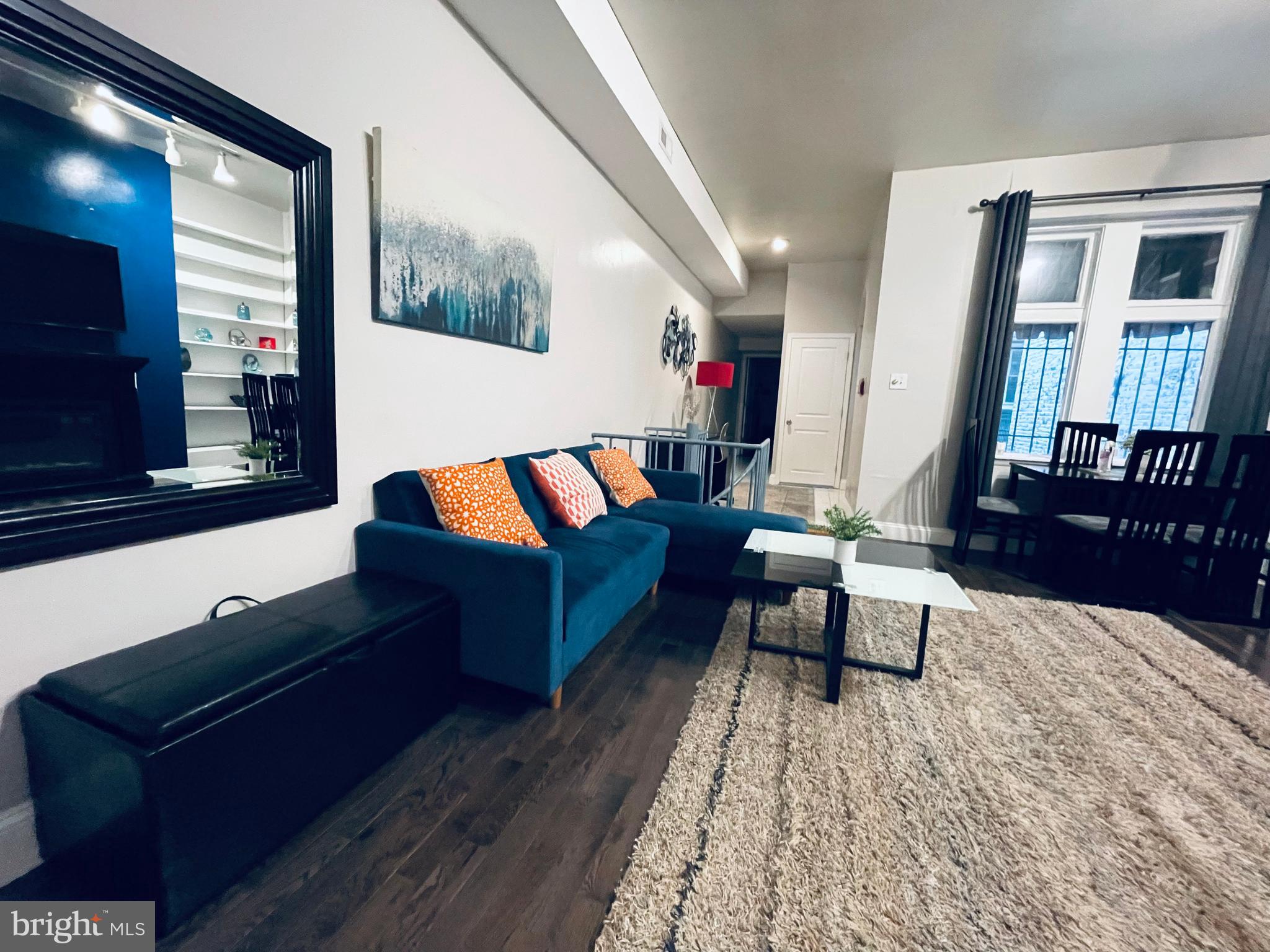 WASHINGTON SQ WEST - Residential Income