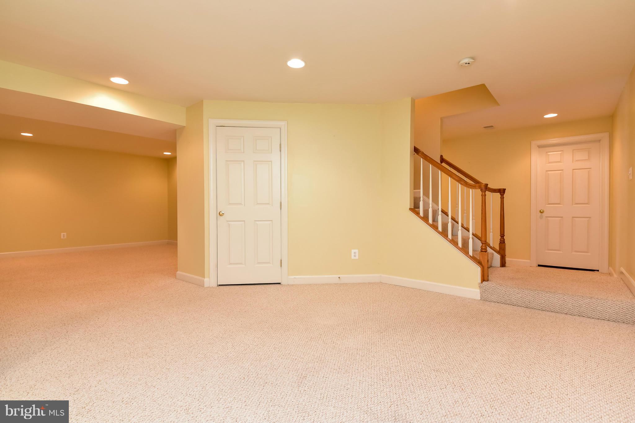 THE WOODS AT WARRENTON - Residential