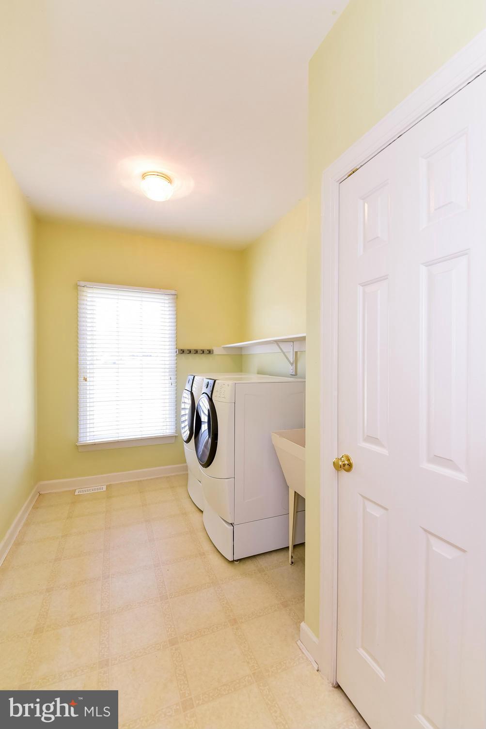 THE WOODS AT WARRENTON - Residential