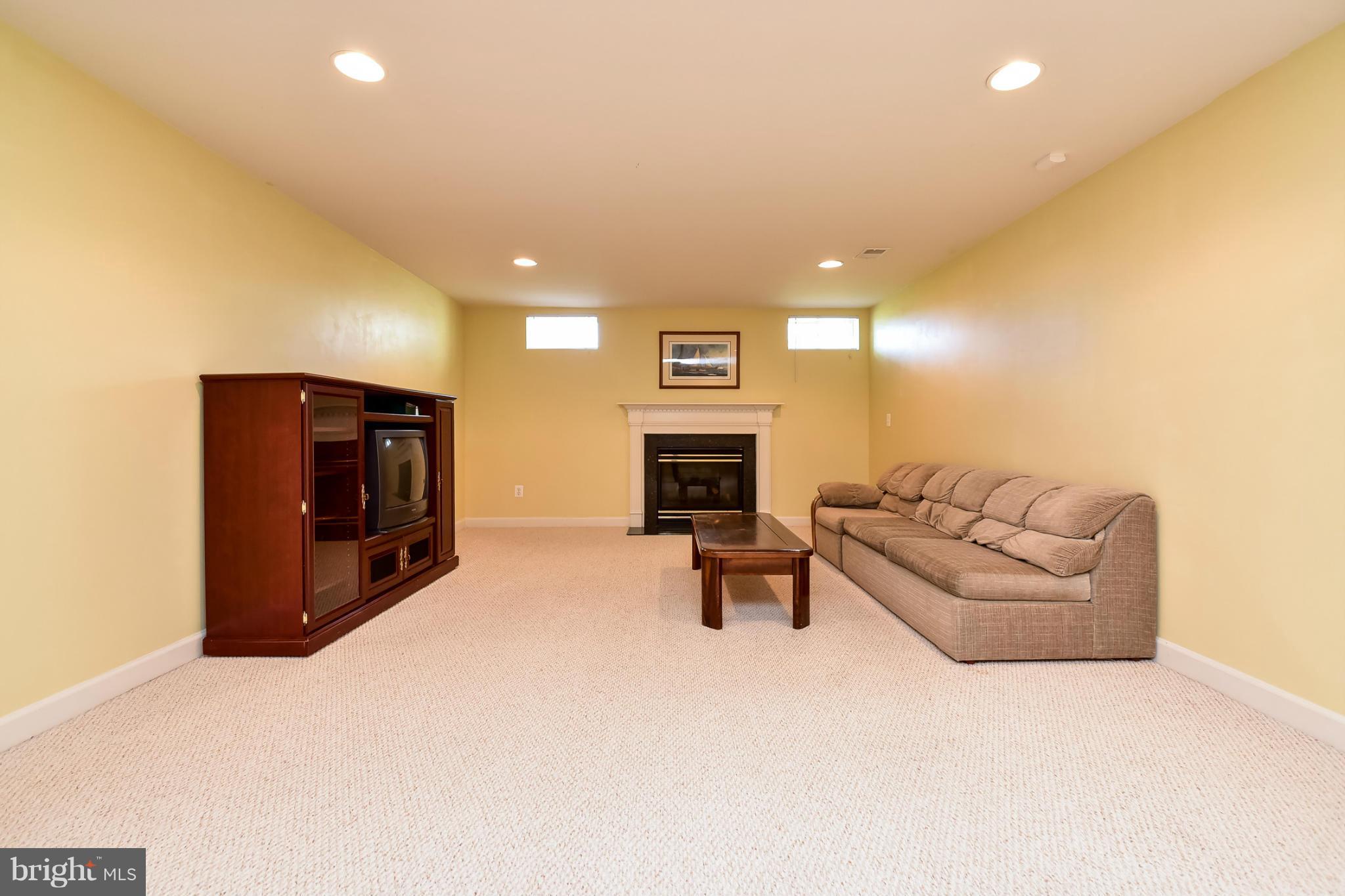 THE WOODS AT WARRENTON - Residential