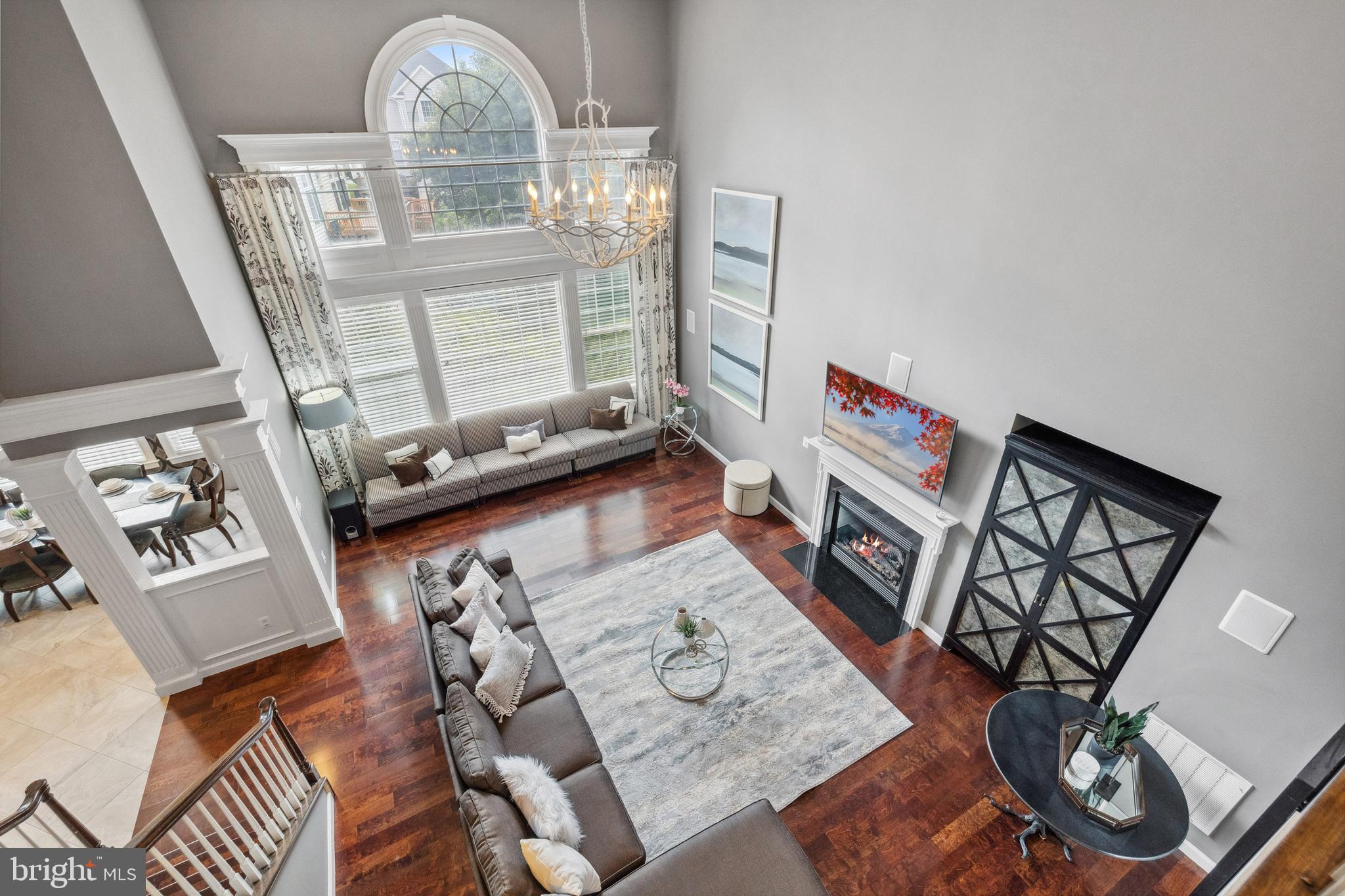 KENSINGTON MANOR - Residential