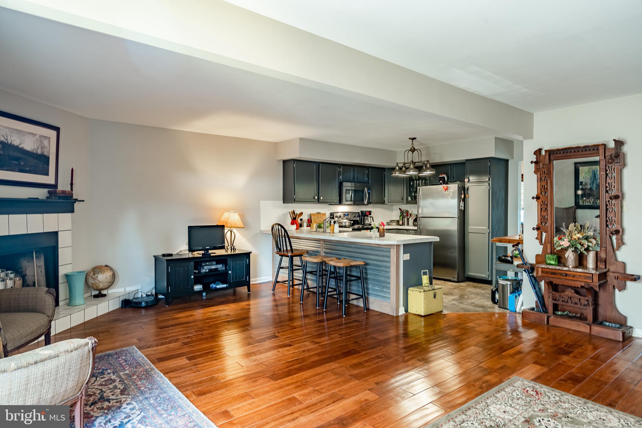 PINEBROOK VILLAGE - Residential