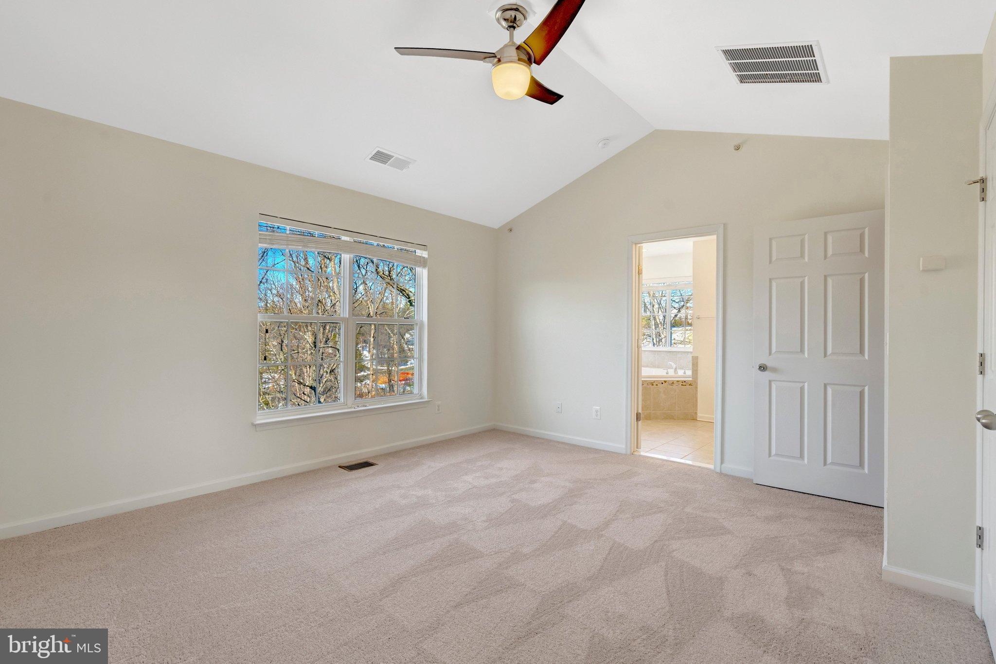 CASCADES PLACE CONDOMINIUM - Residential