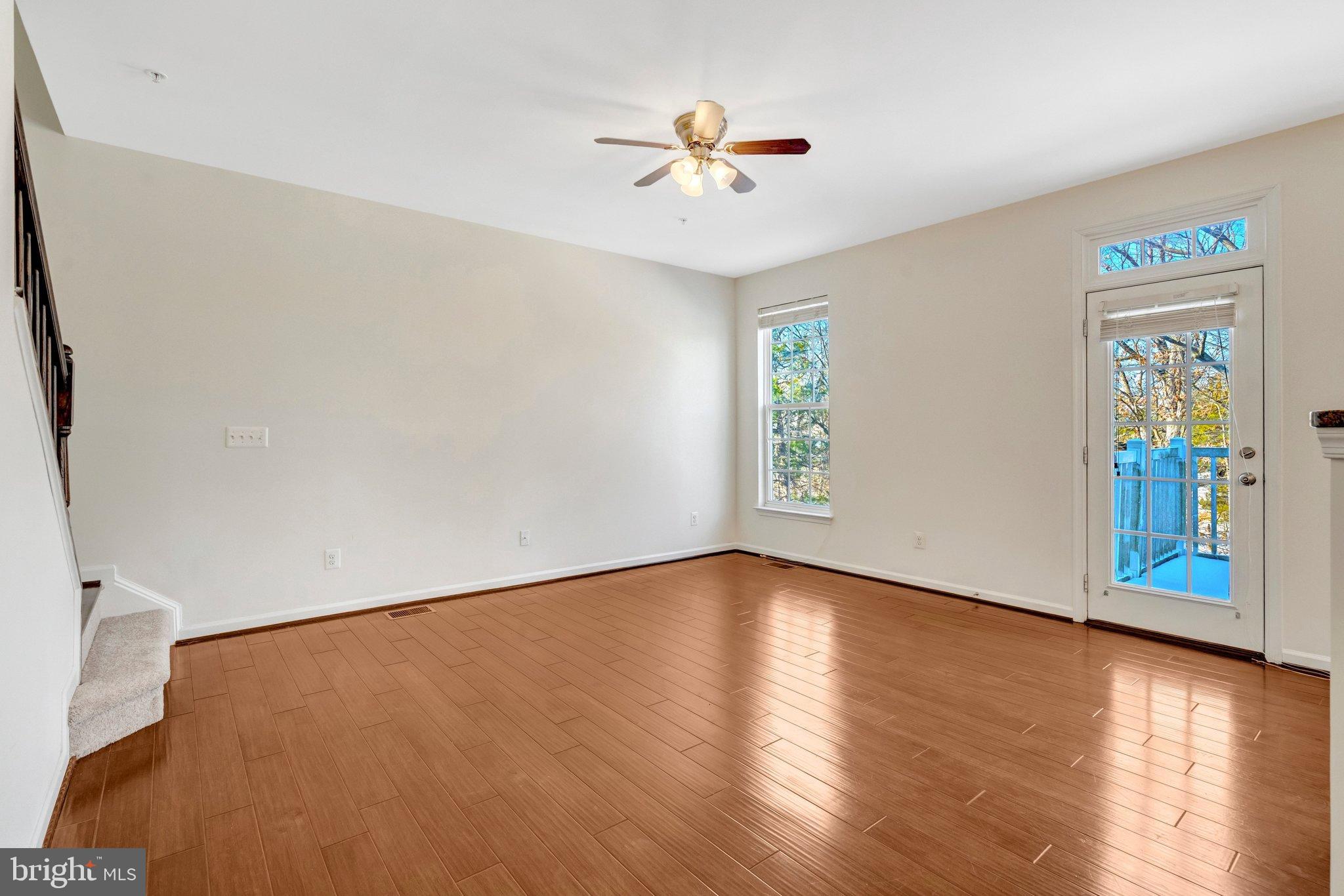 CASCADES PLACE CONDOMINIUM - Residential