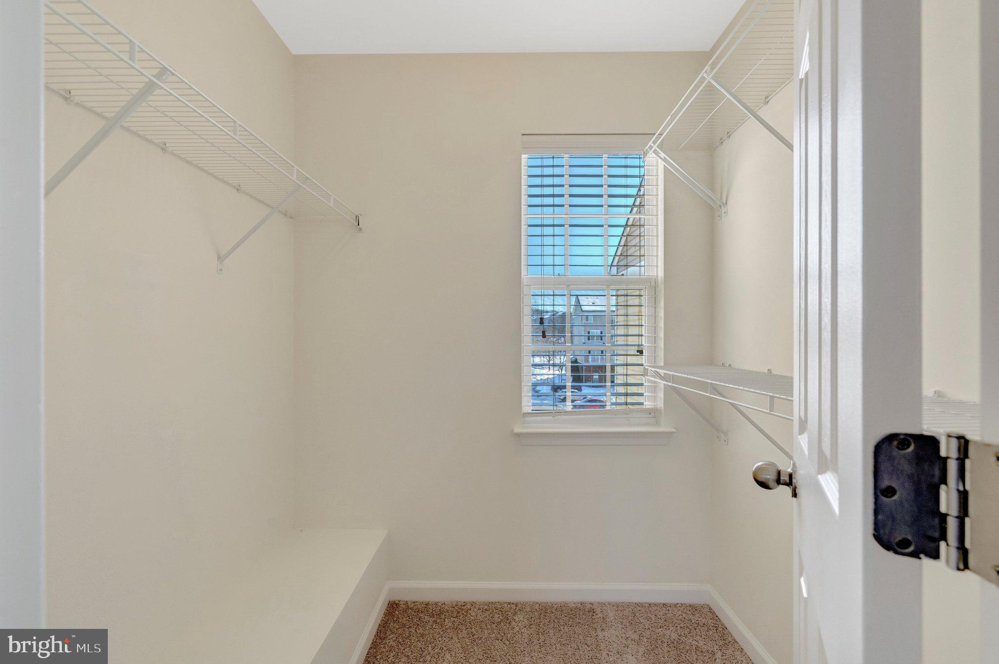 CASCADES PLACE CONDOMINIUM - Residential