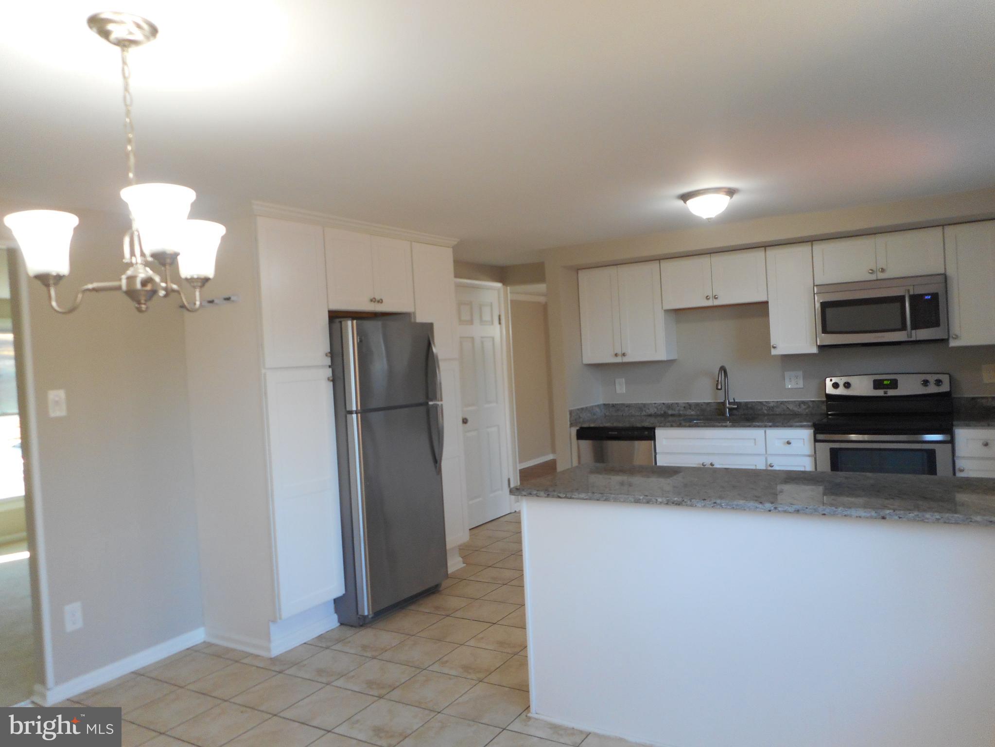 CLINTON WOODS - Residential