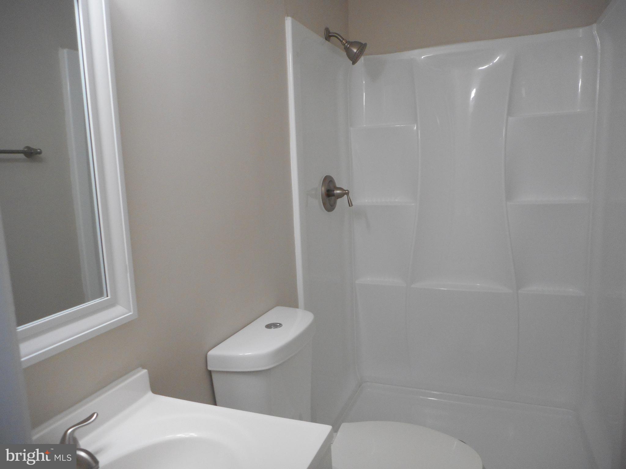 CLINTON WOODS - Residential