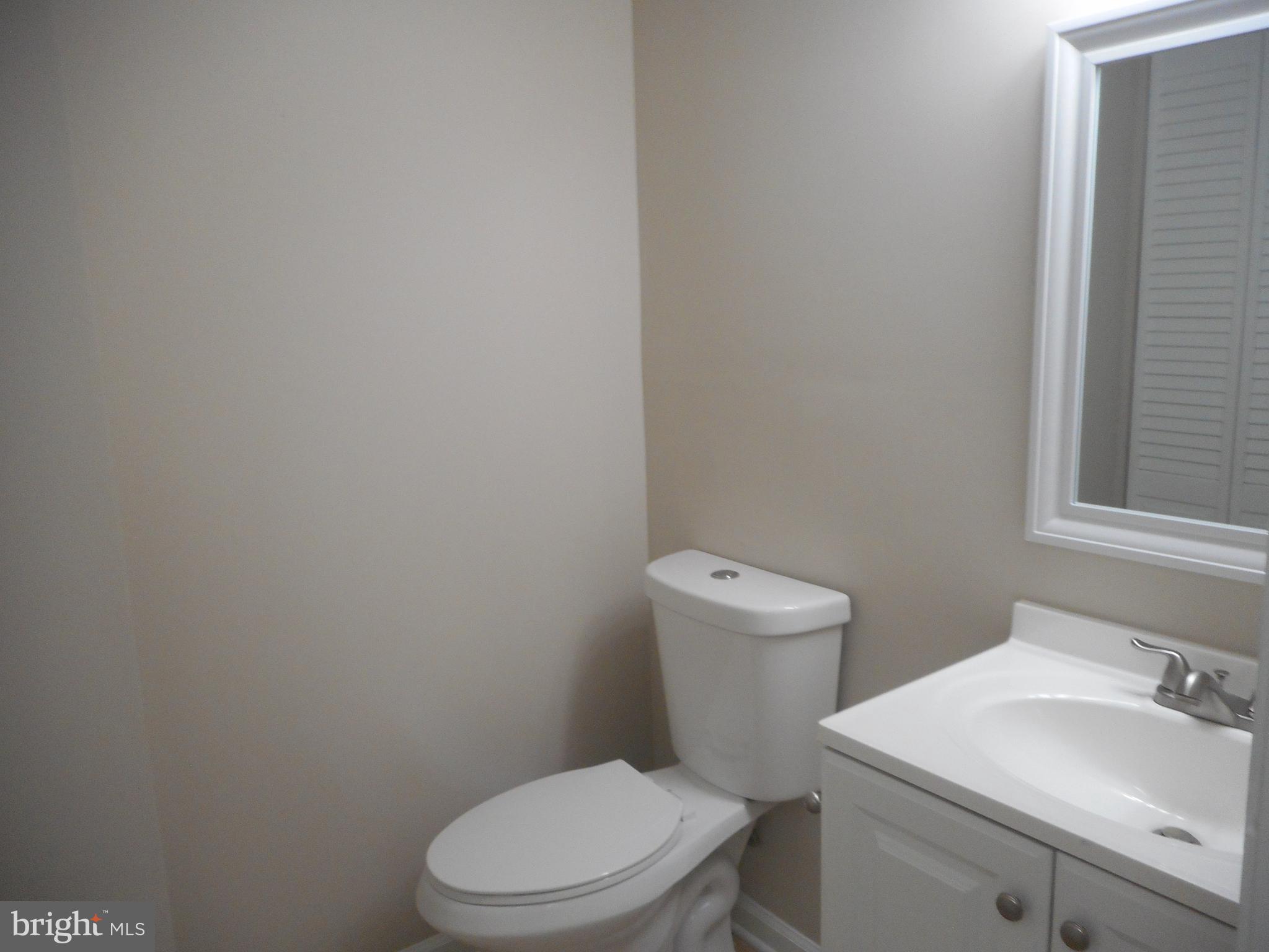 CLINTON WOODS - Residential