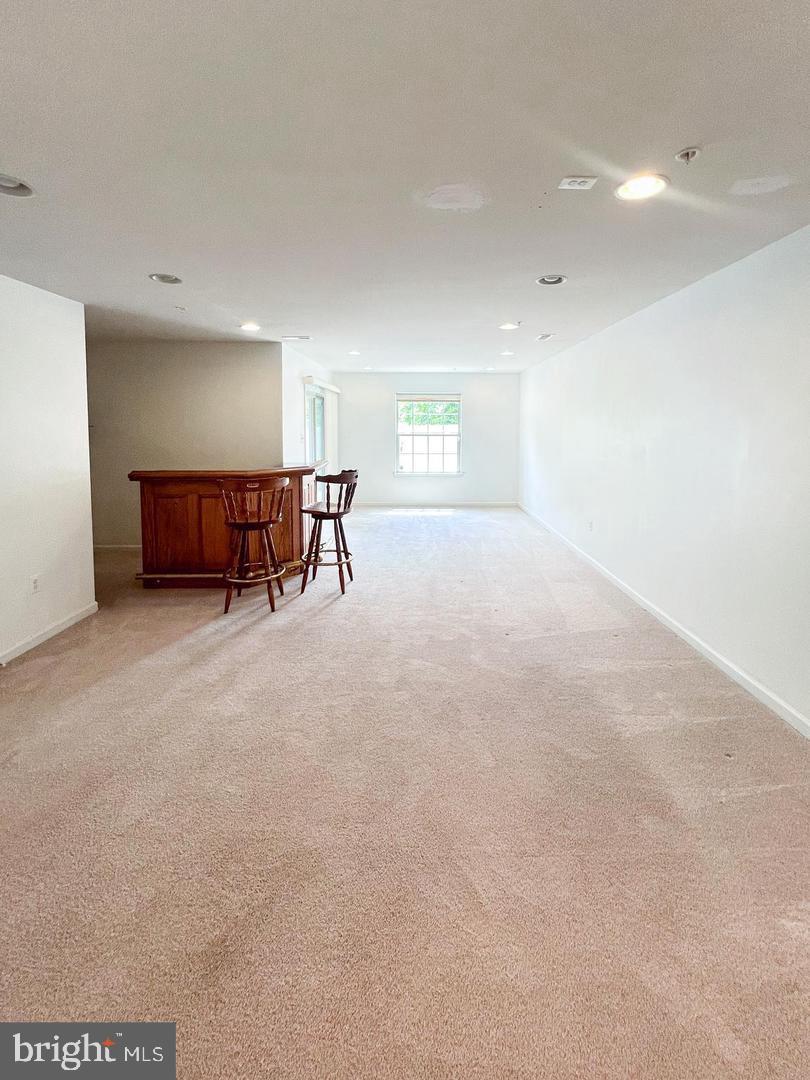 NORTH SHORE FOREST - Residential Lease