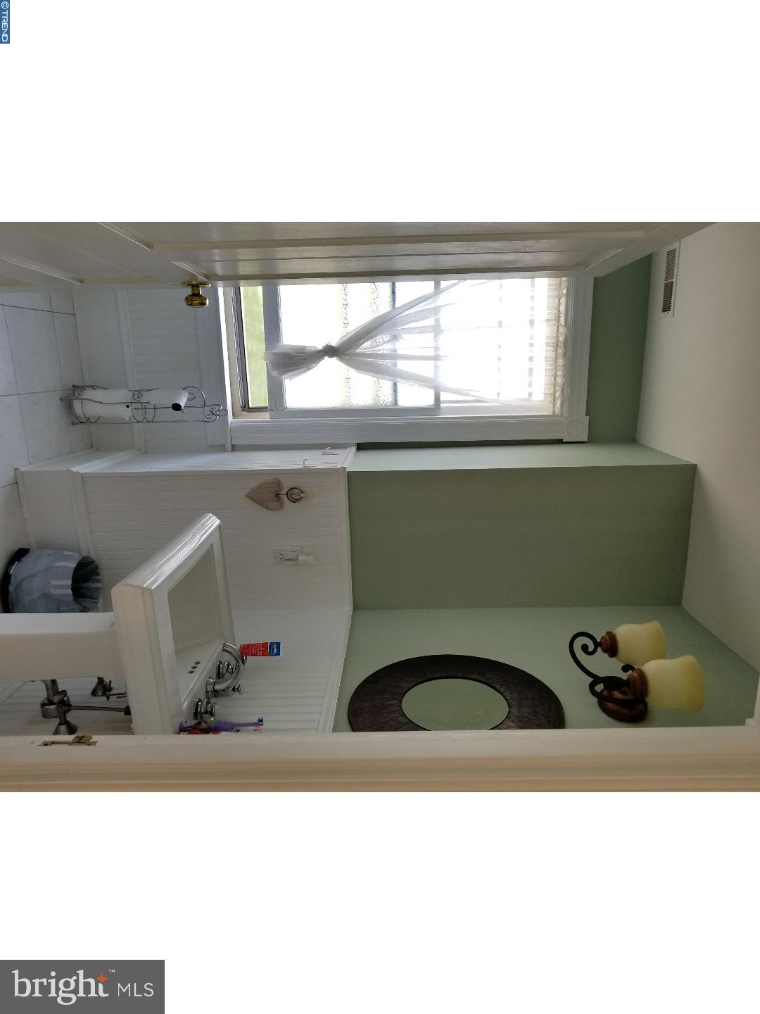 000 - Residential Lease