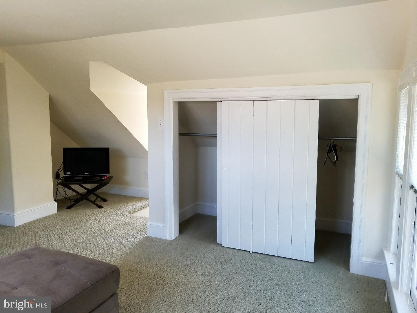 000 - Residential Lease