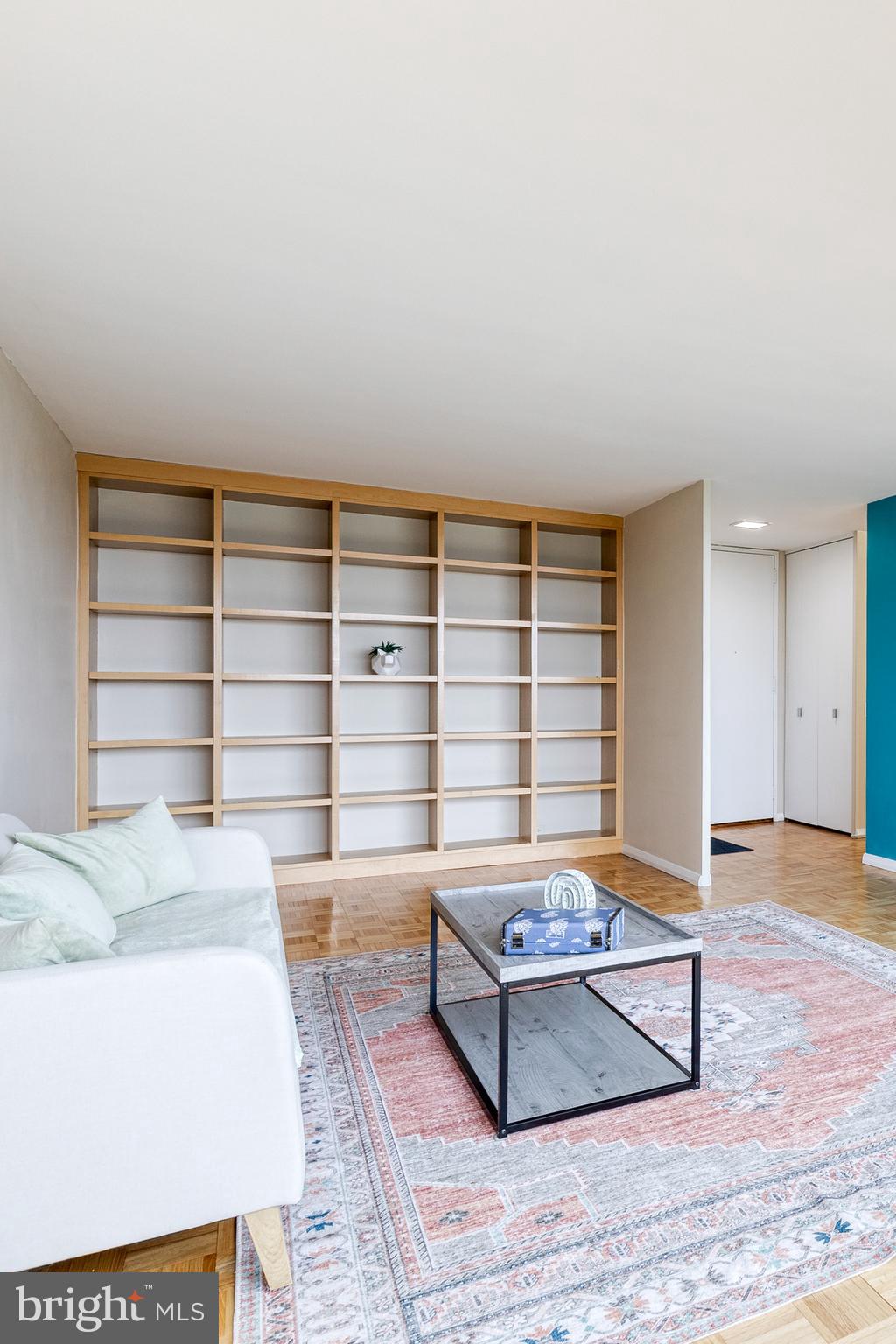 TUSCANY-CANTERBURY - Residential