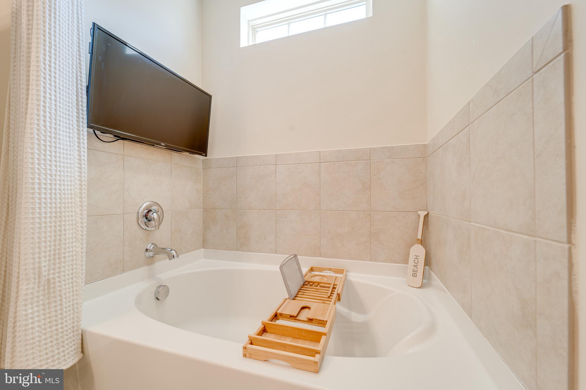 WOODMORE TOWNE CENTRE - Residential