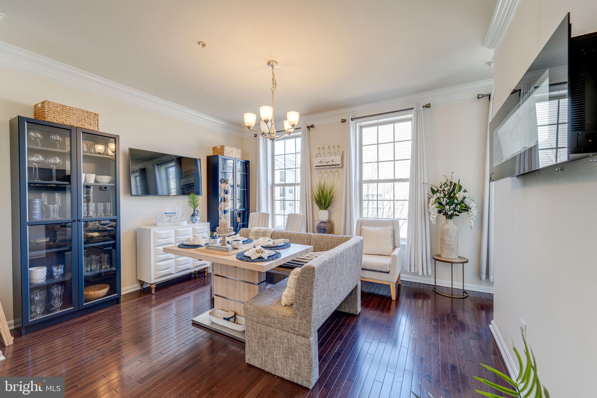 WOODMORE TOWNE CENTRE - Residential