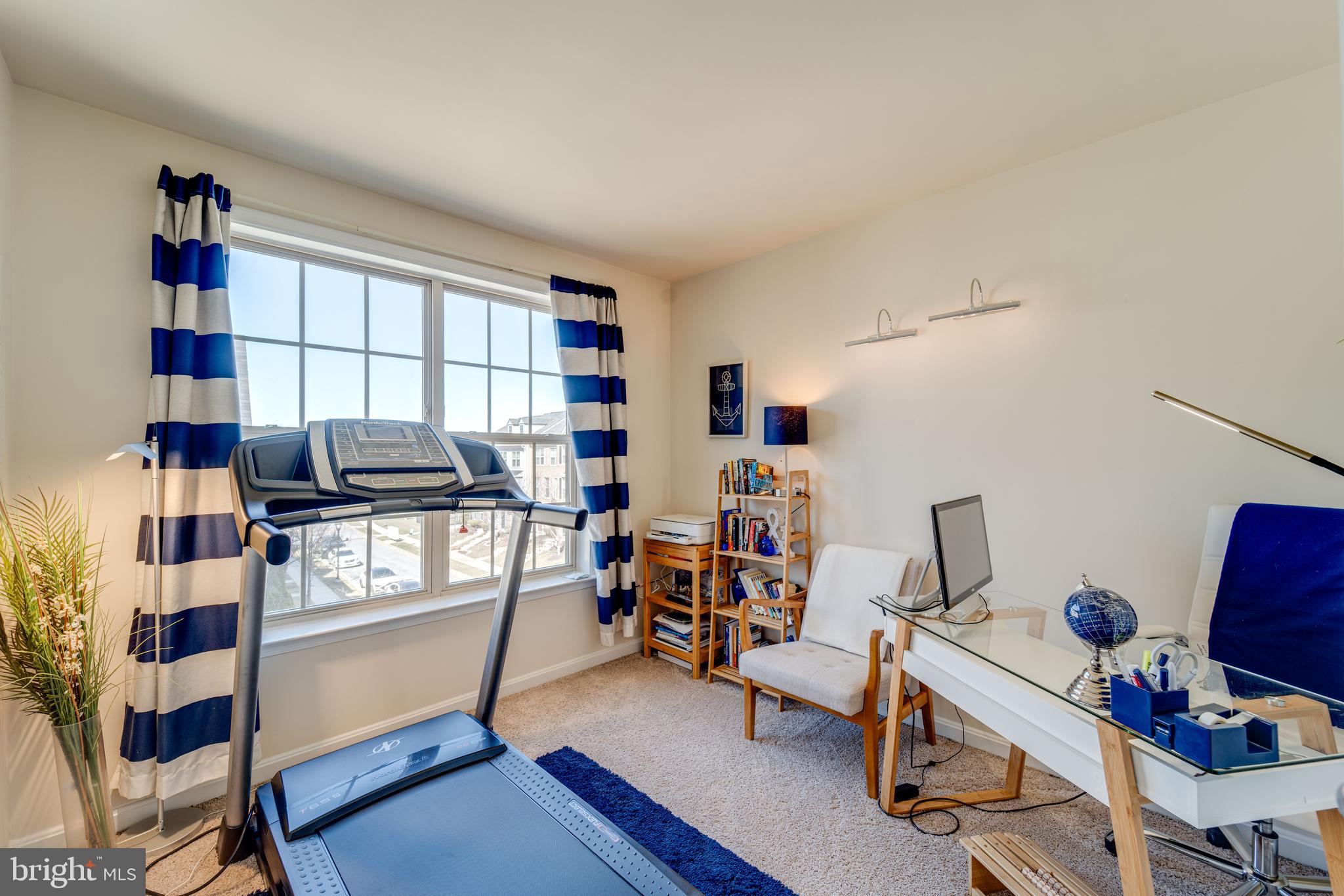 WOODMORE TOWNE CENTRE - Residential