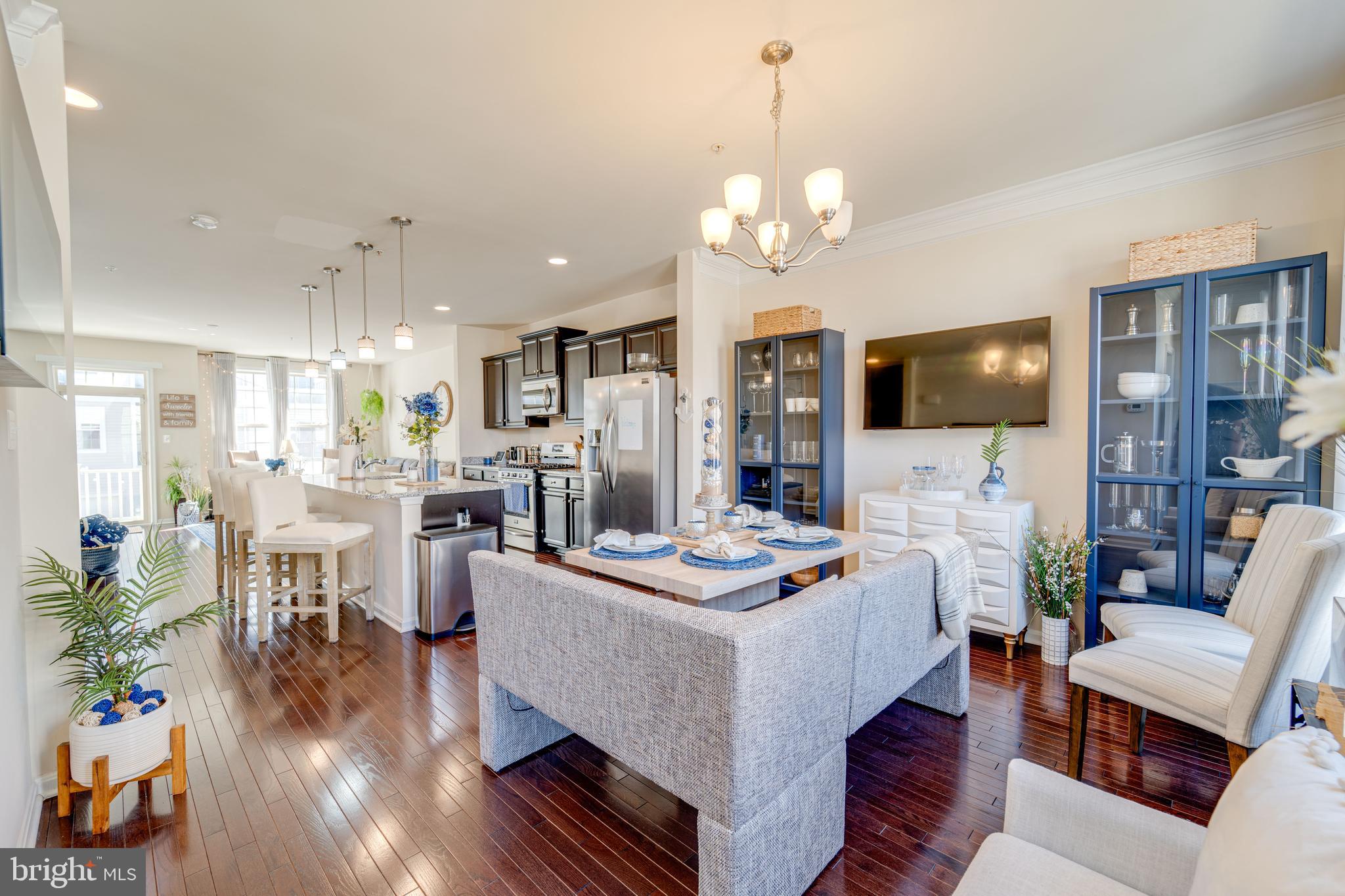 WOODMORE TOWNE CENTRE - Residential