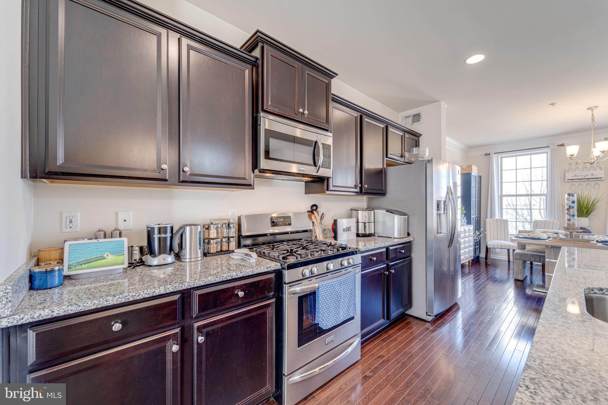 WOODMORE TOWNE CENTRE - Residential