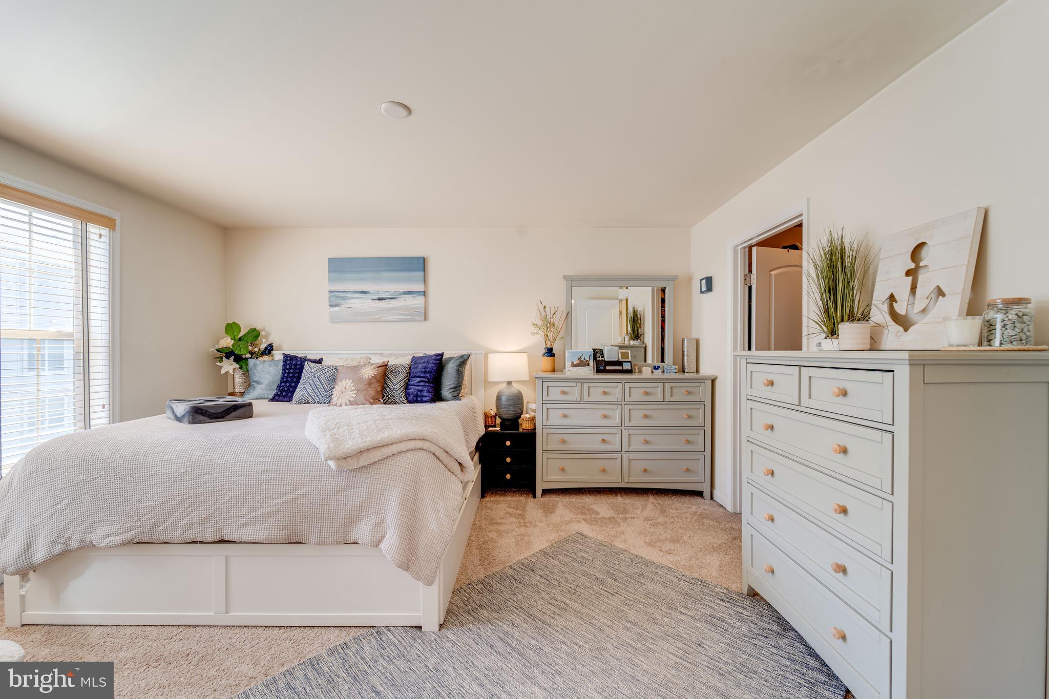 WOODMORE TOWNE CENTRE - Residential