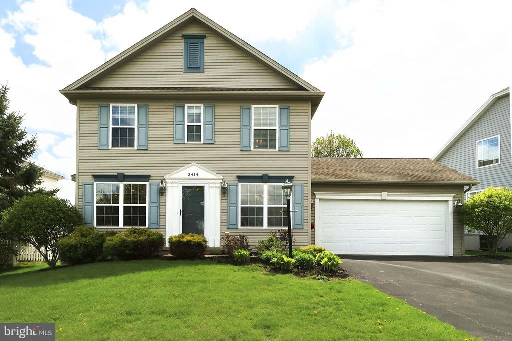 Photo of 2414 Autumnwood Drive, STATE COLLEGE, PA 16801 (MLS # PACE2518558)