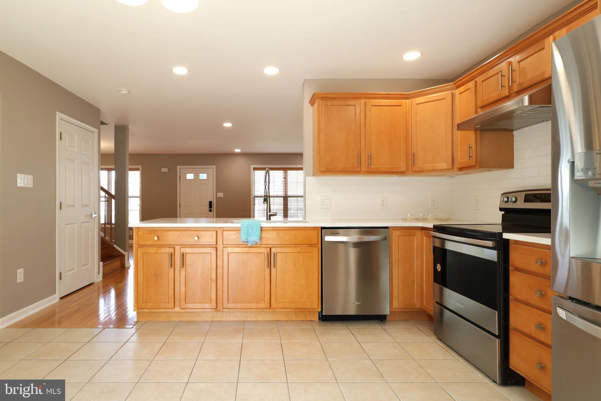 HUNTERS CHASE - Residential