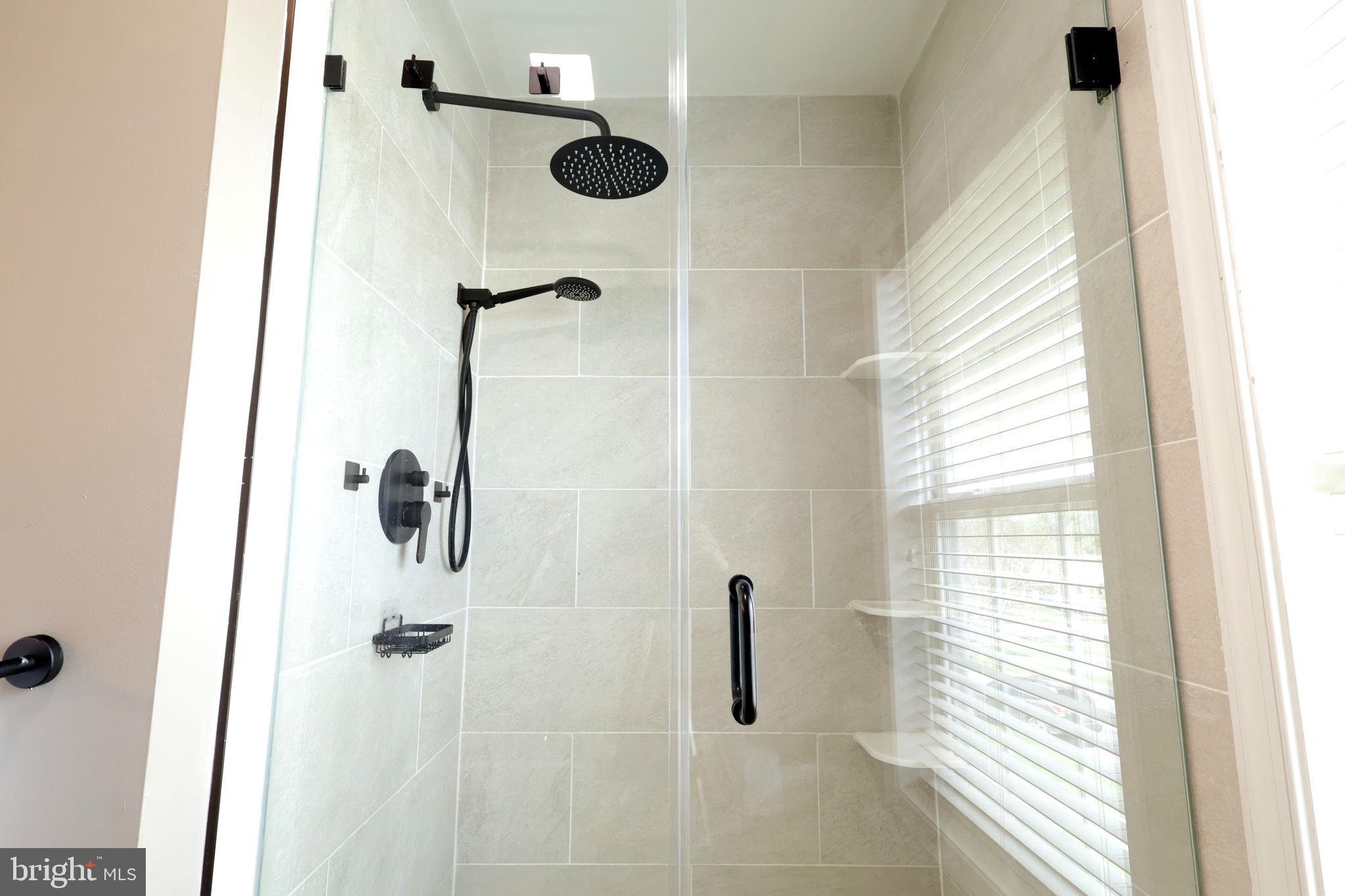 HUNTERS CHASE - Residential