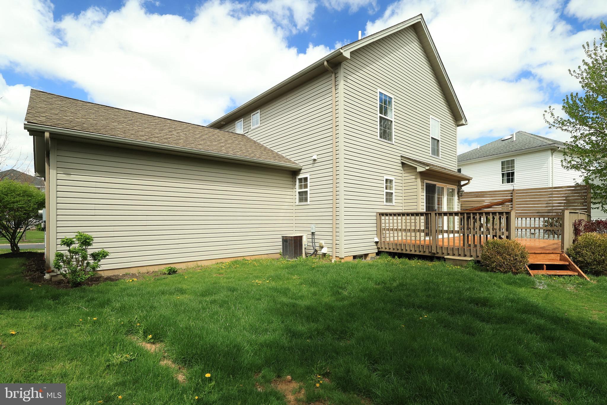 HUNTERS CHASE - Residential