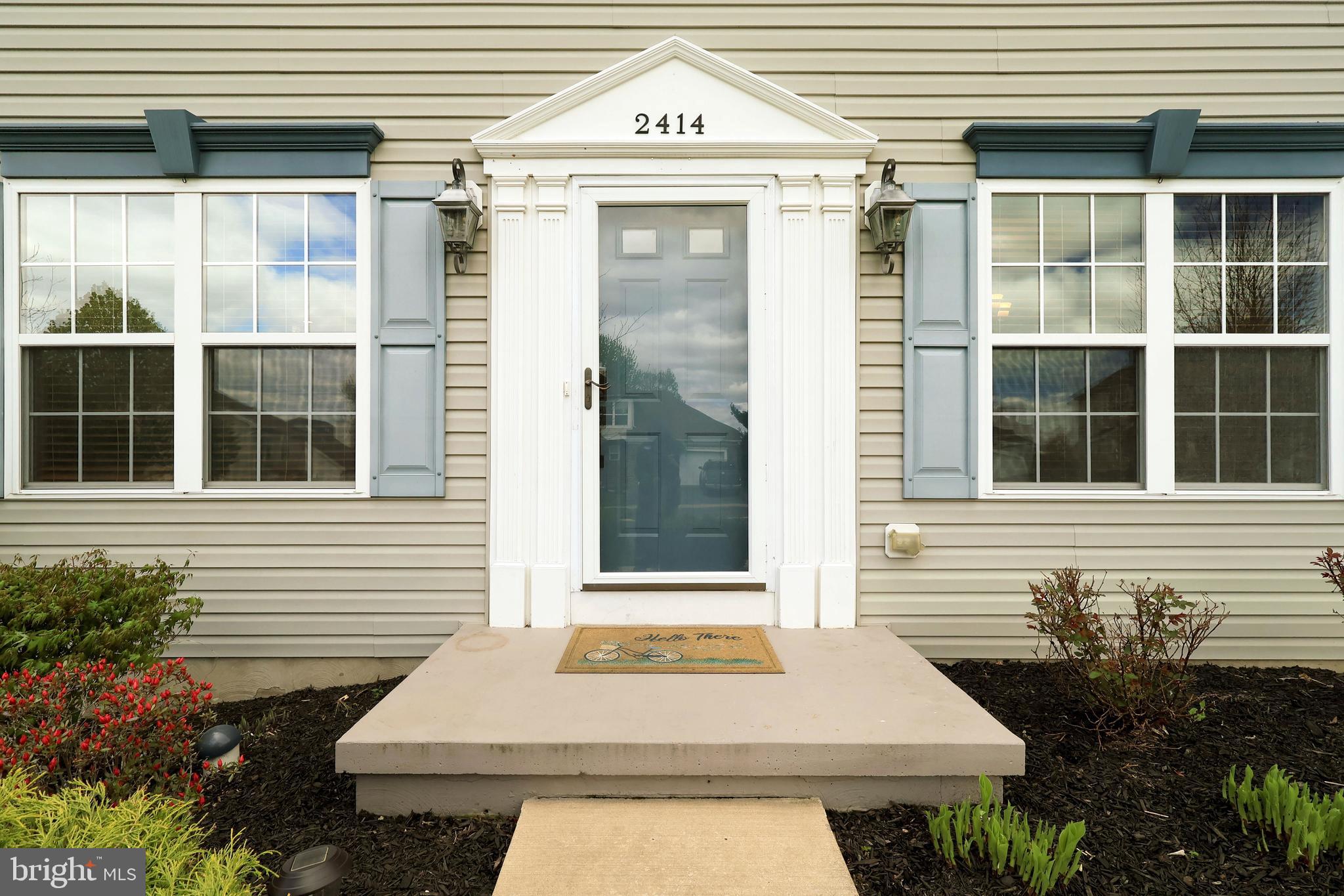 HUNTERS CHASE - Residential